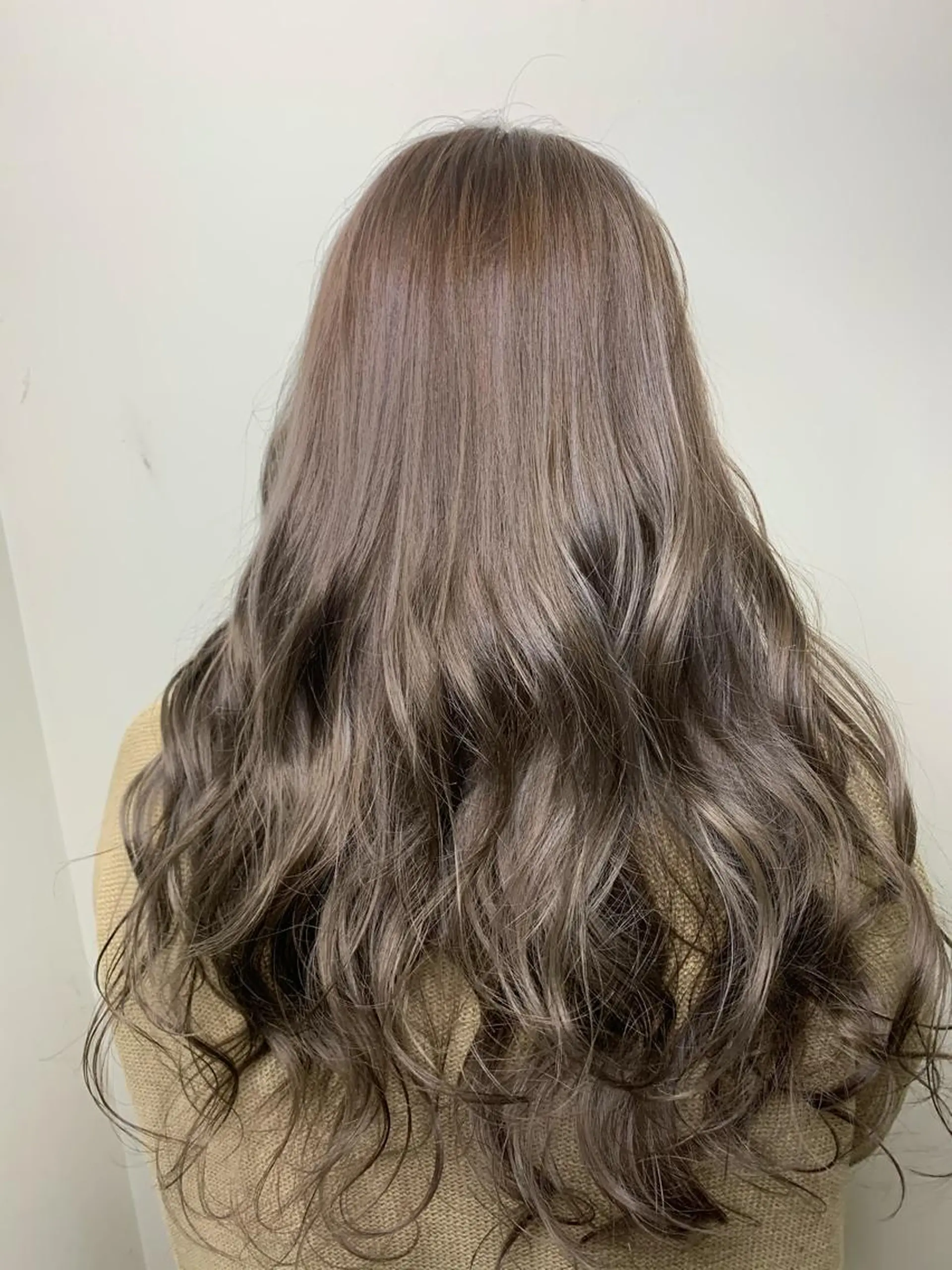 セミロング カラー ヘアカラー トリートメント どんな髪の悩みも解決 します✨田嶋俊一✨のヘアスタイル