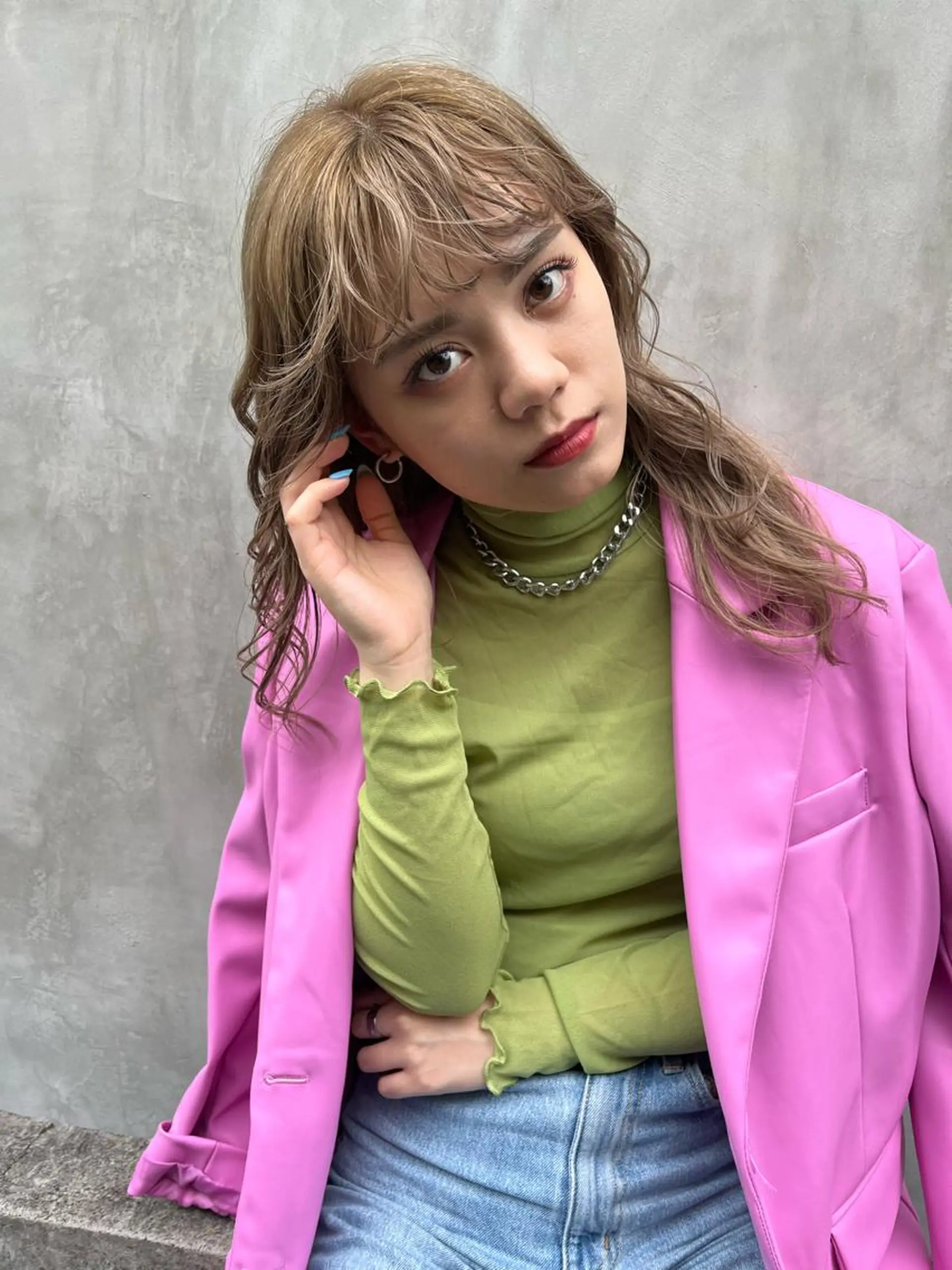 ロング カラー パーマ ヘアアレンジ メンズ メンズブリーチ メンズハイライト メンズインナーカラー ブリーチ ダブルカラー pu+on. nailworks所属・fuyumi / ニュアンスネイルのネイルデザイン