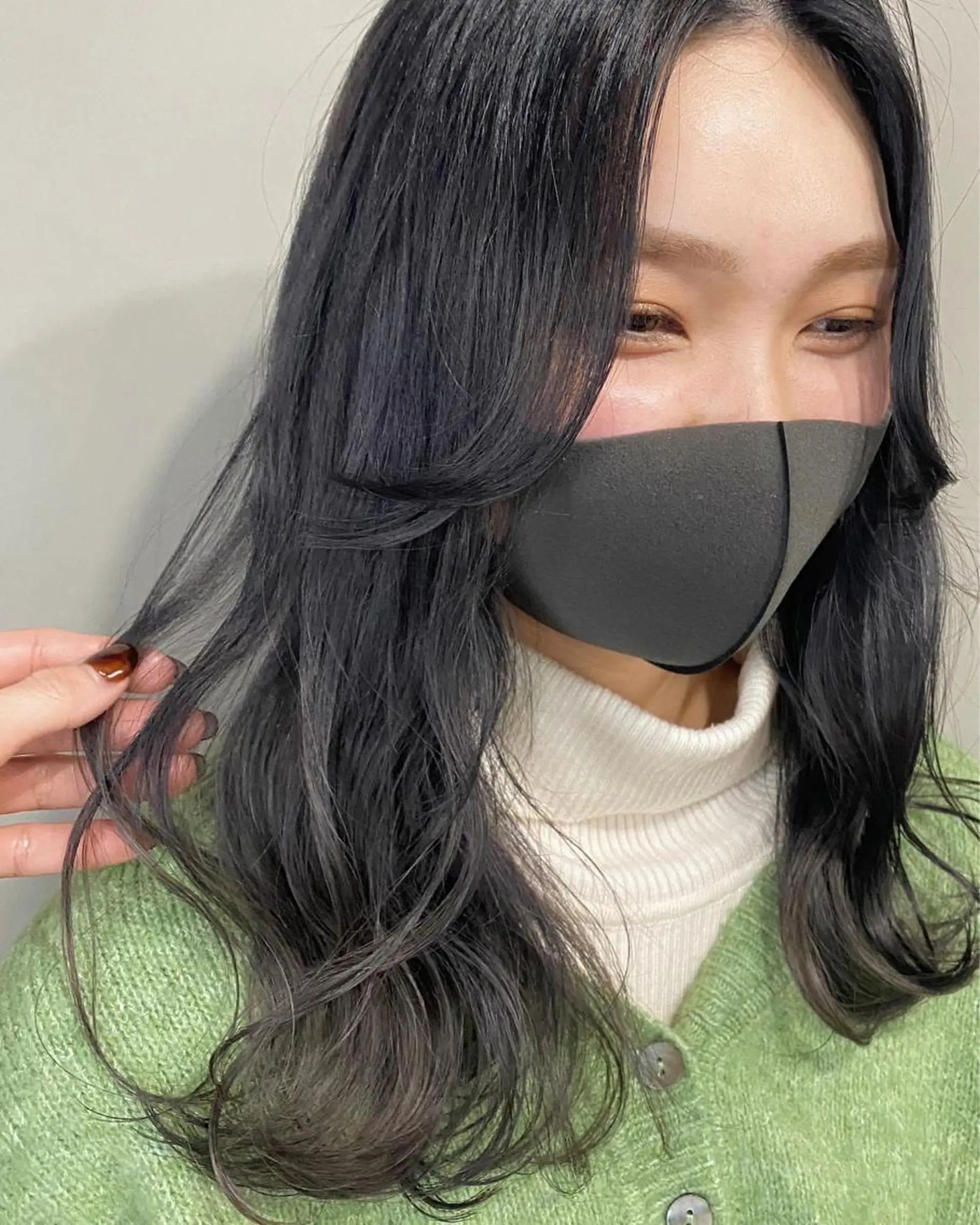 ロング カラー カット ヘアカラー 畑中 愛梨のヘアスタイル