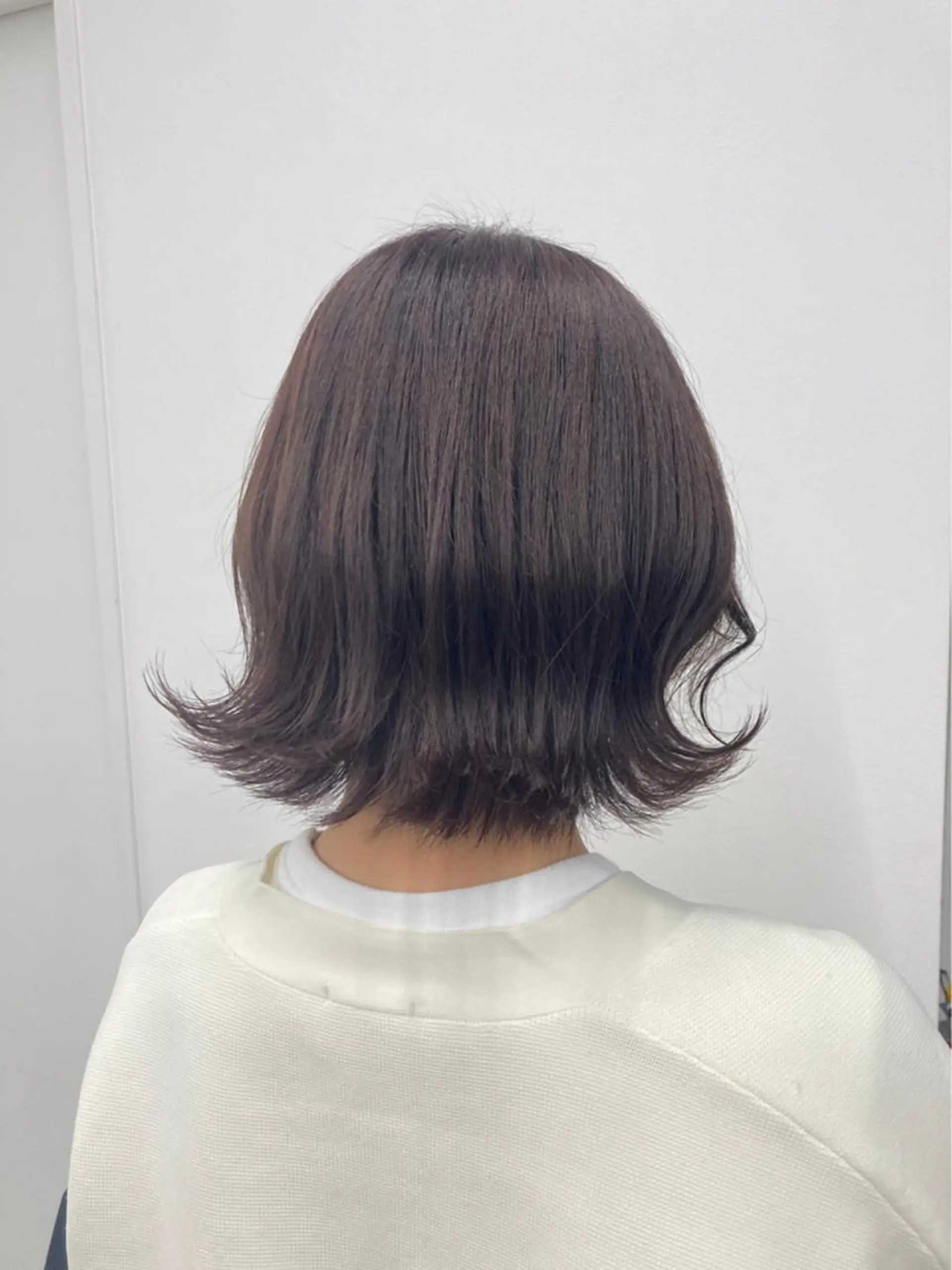 ショート カラー ベージュカラー 黒髪 ブリーチ ブルーカラー ブルーブラック 🤎MISAKI 艶髪モテカラー🤎のヘアスタイル