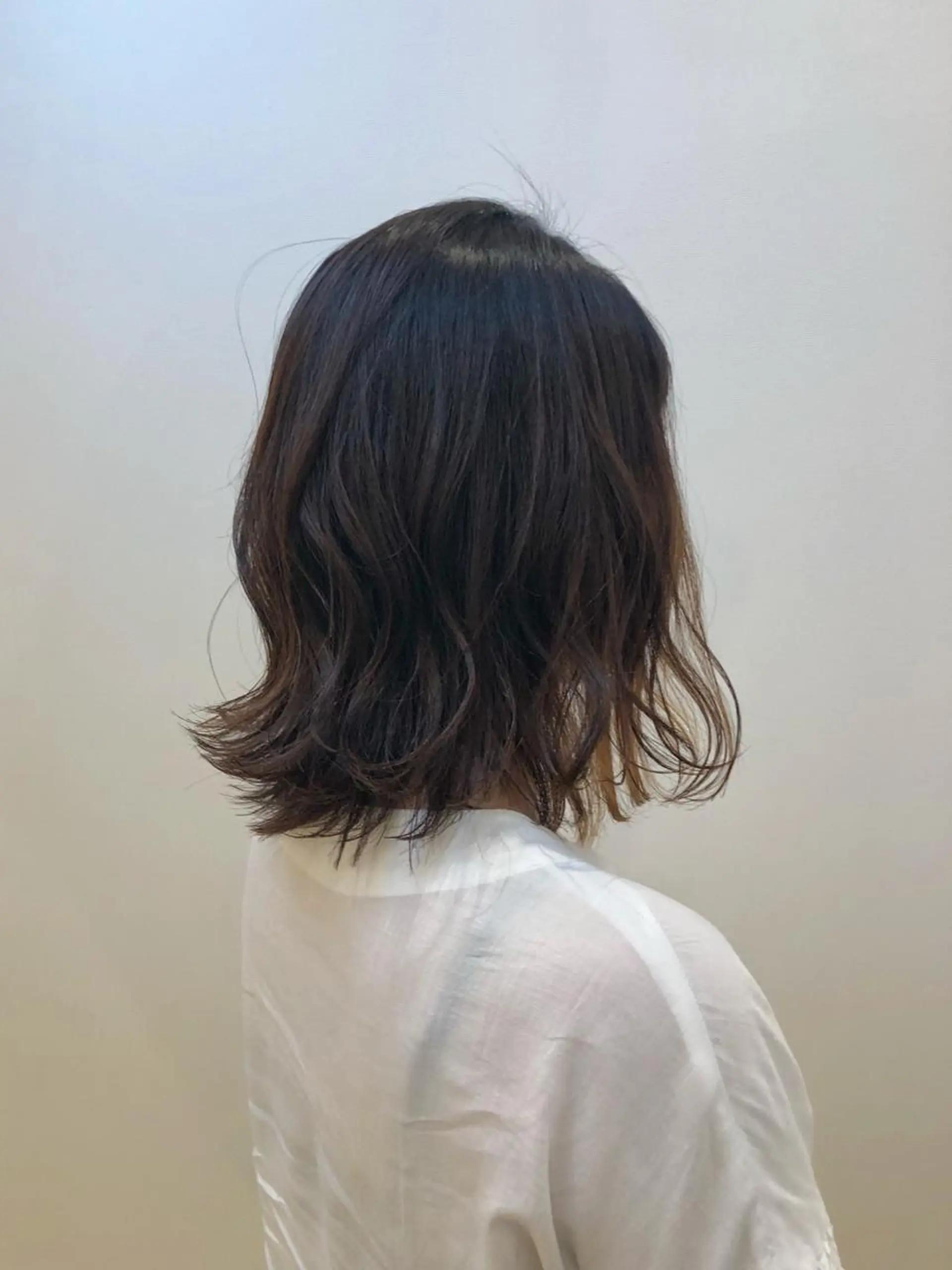 ミディアム 外ハネヘア 齋藤 らいのヘアスタイル