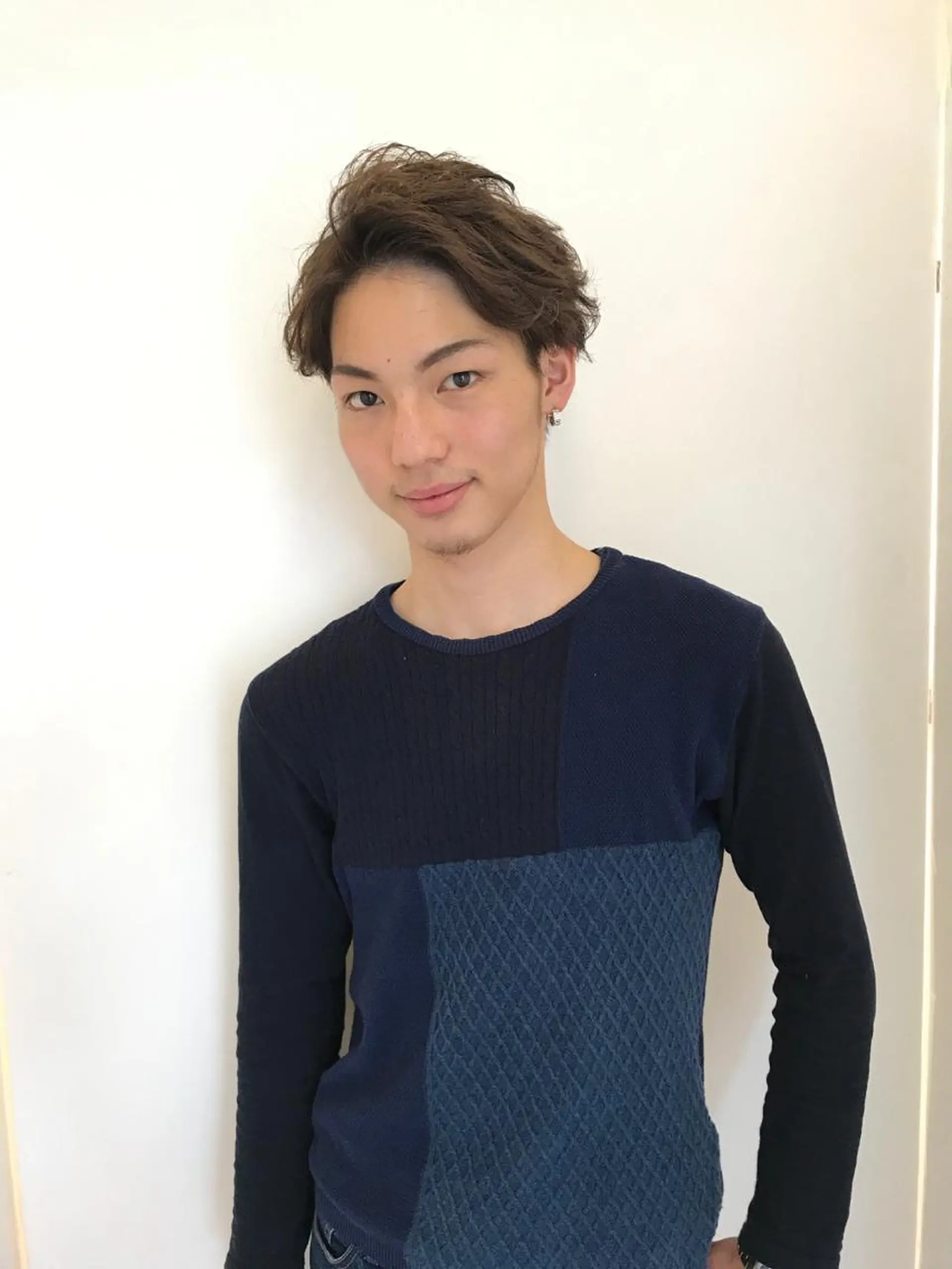 メンズ カット ヘアカラー カマチョ タイスのヘアスタイル