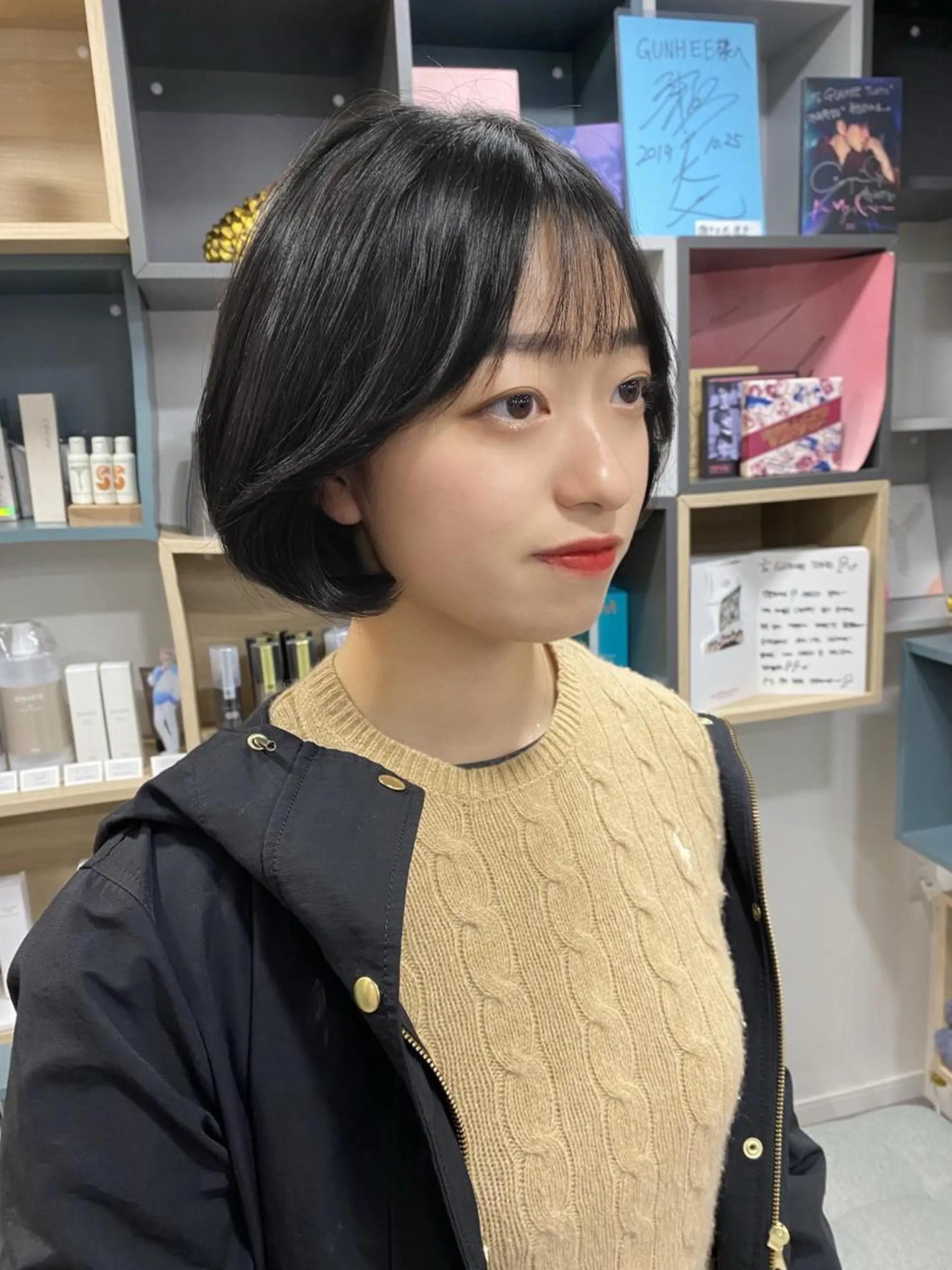 ショート カラー ボブ タンバルモリ シースルーバング カット ヘアカラー トリートメント ボブ/縮毛矯正/ レイヤー/塚田のヘアスタイル