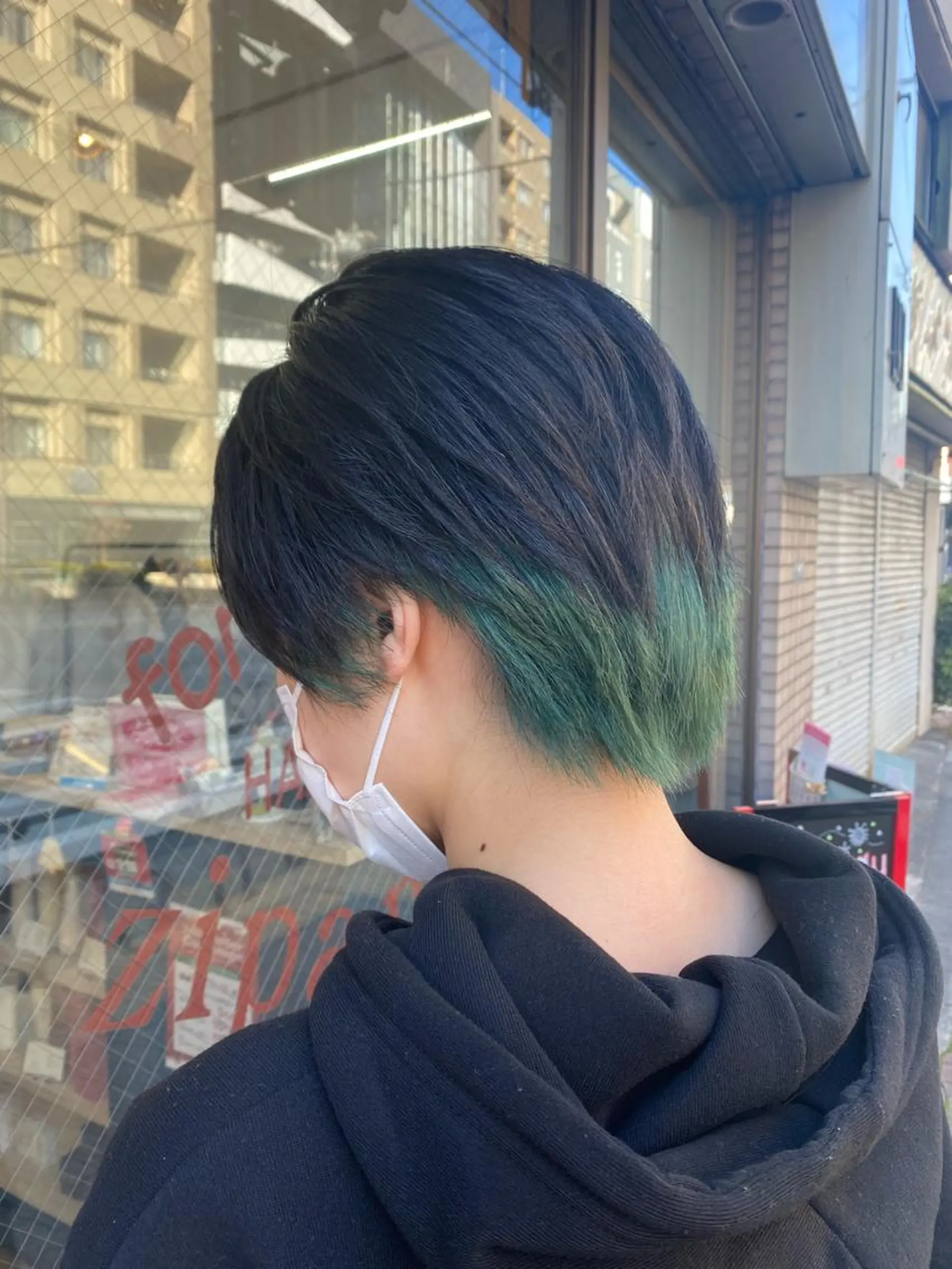 ショート カラー デザインカラー インナーカラー ショートヘア ウルフカット ️🫧押上️🫧はな 🫧うる艶パーマのヘアスタイル