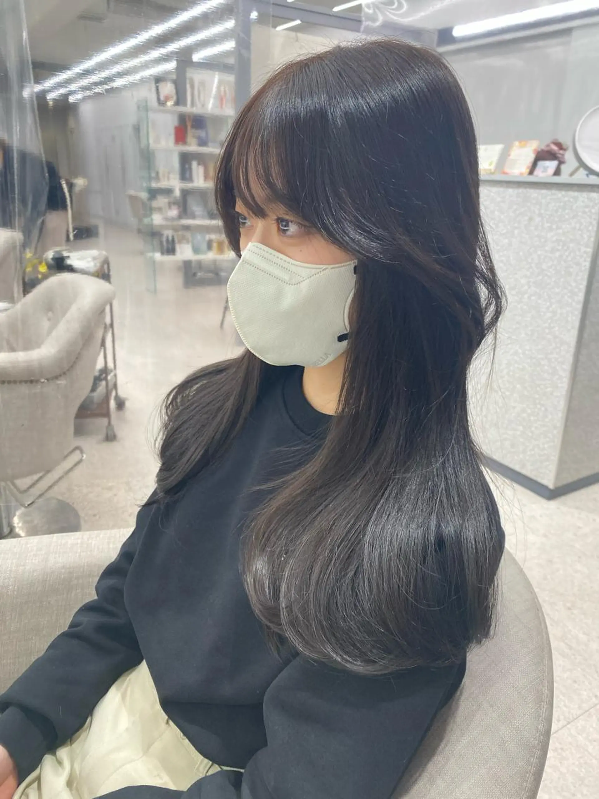 セミロング 京都レイヤーカット/ 縮毛矯正/羽柴りくのマツエク・マツパデザイン