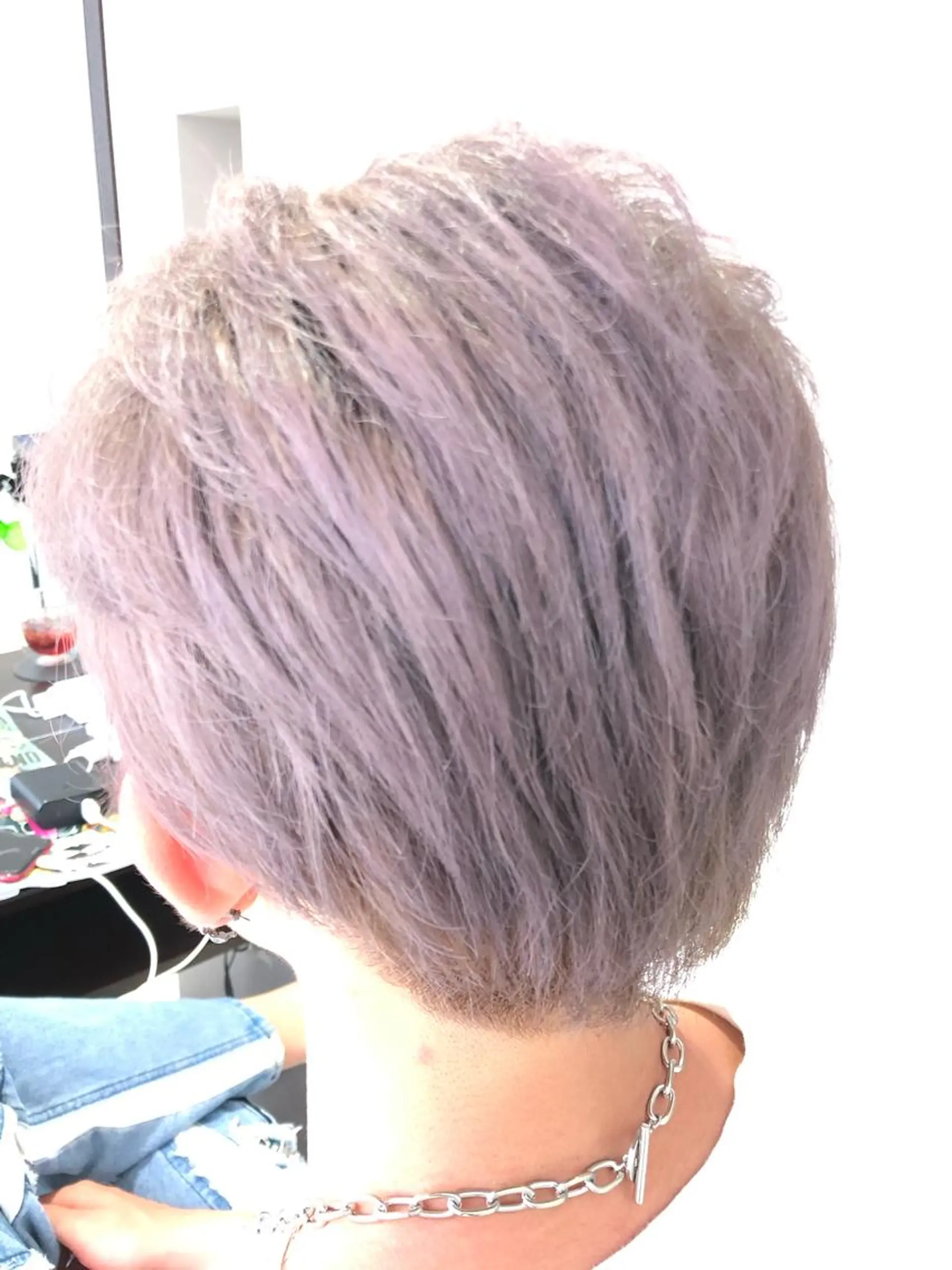 メンズ メンズブリーチ カット ヘアカラー トリートメント 川村 昌広のヘアスタイル