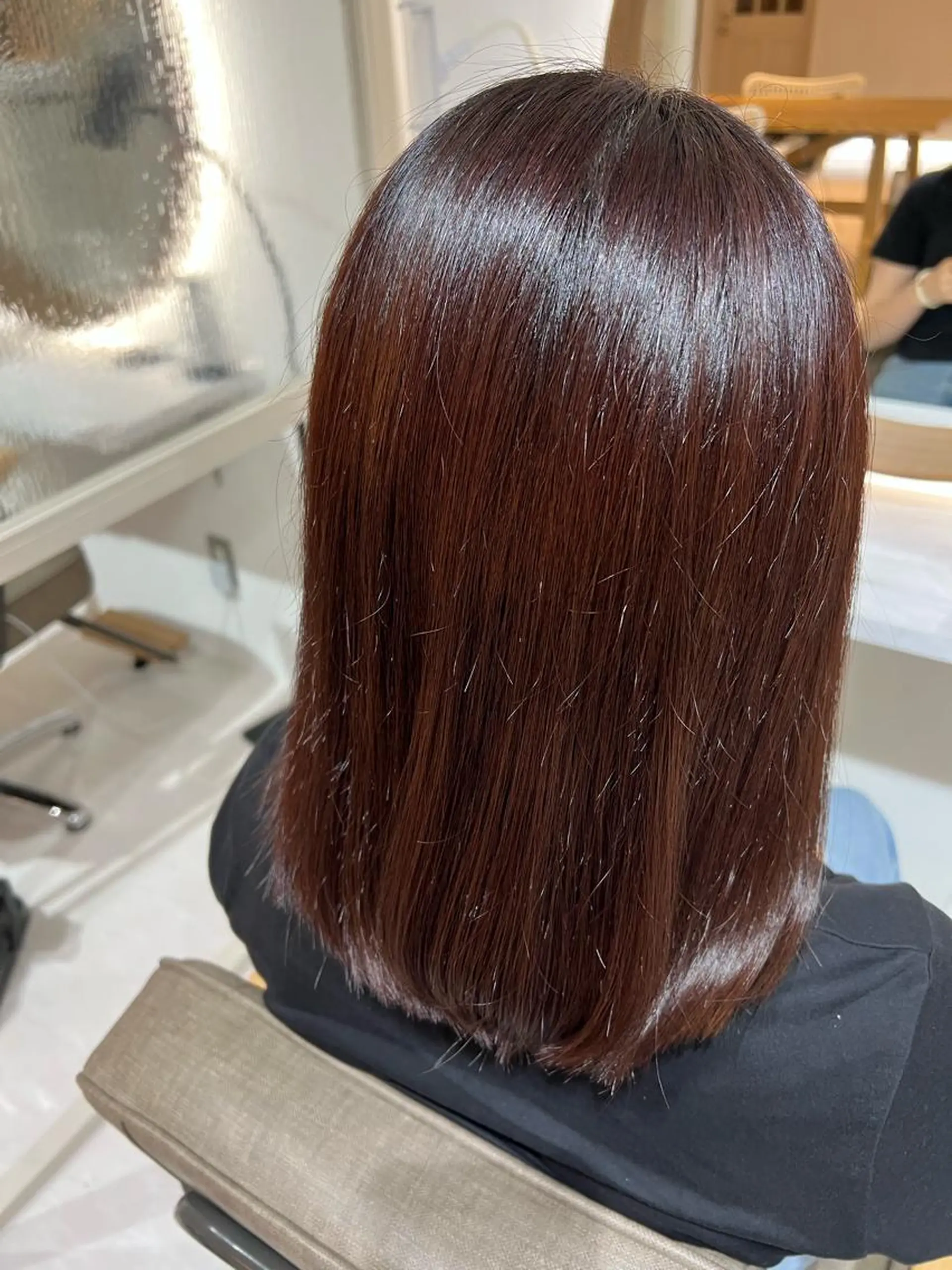 カラー ブラウンカラー バイオレットカラー バイオレットブラウン ヘアカラー 瀬戸 杏珠のヘアスタイル