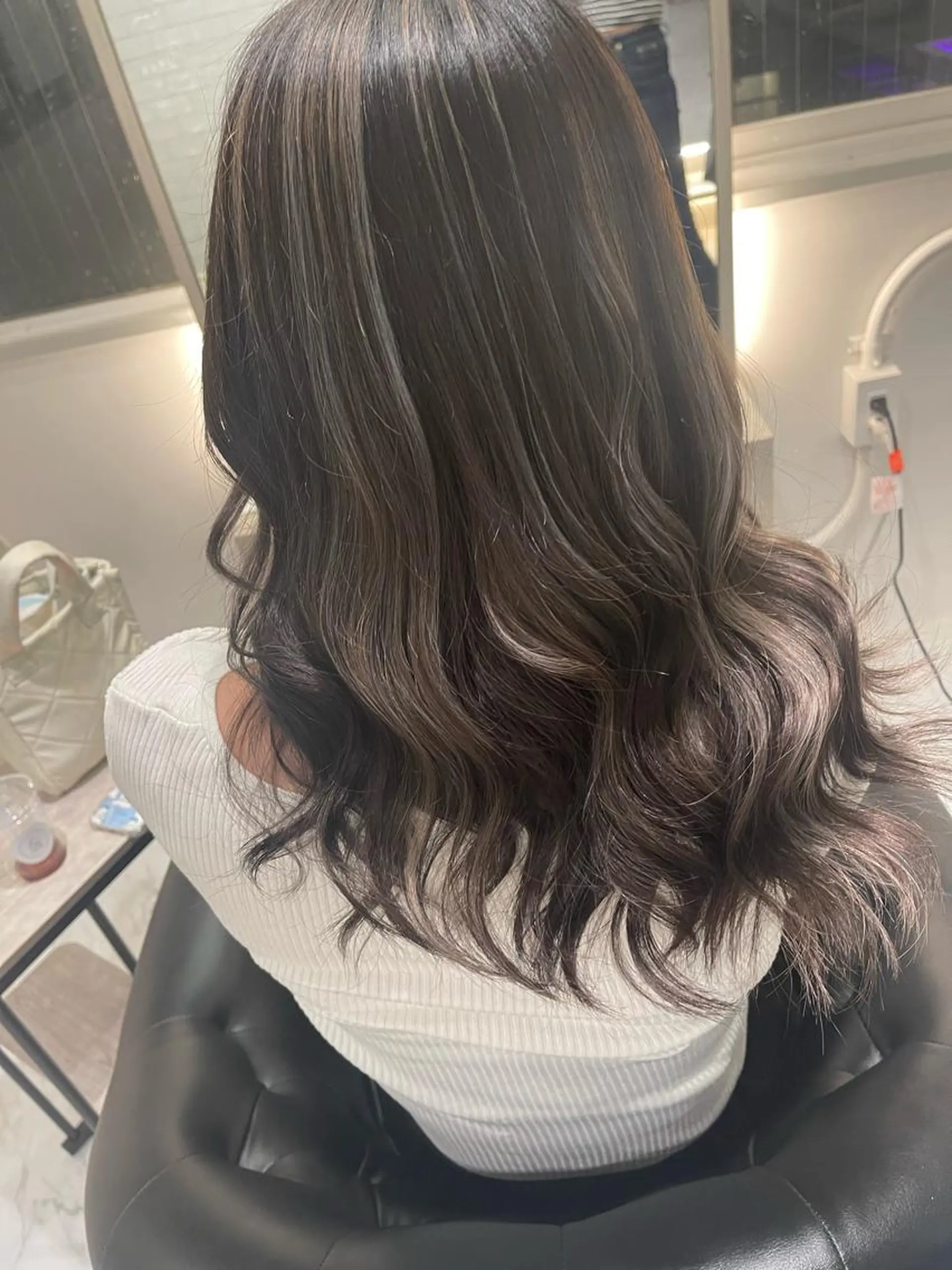 ロング カラー ヘアカラー トリートメント &chaLme   心斎橋所属・emi/髪質改善/ 韓国風/艶カラーのヘアスタイル