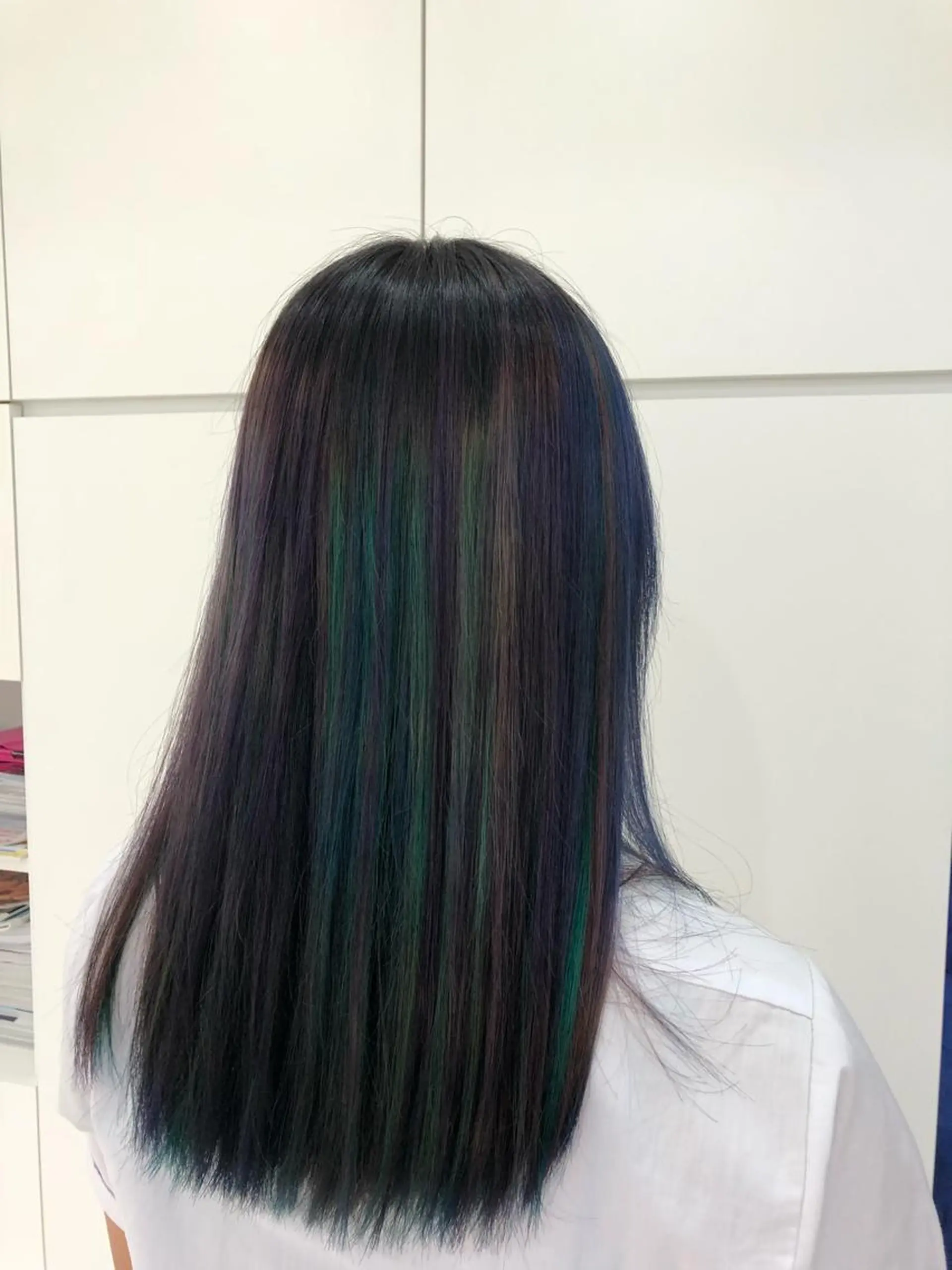 セミロング カラー 佐藤 祥太のヘアスタイル
