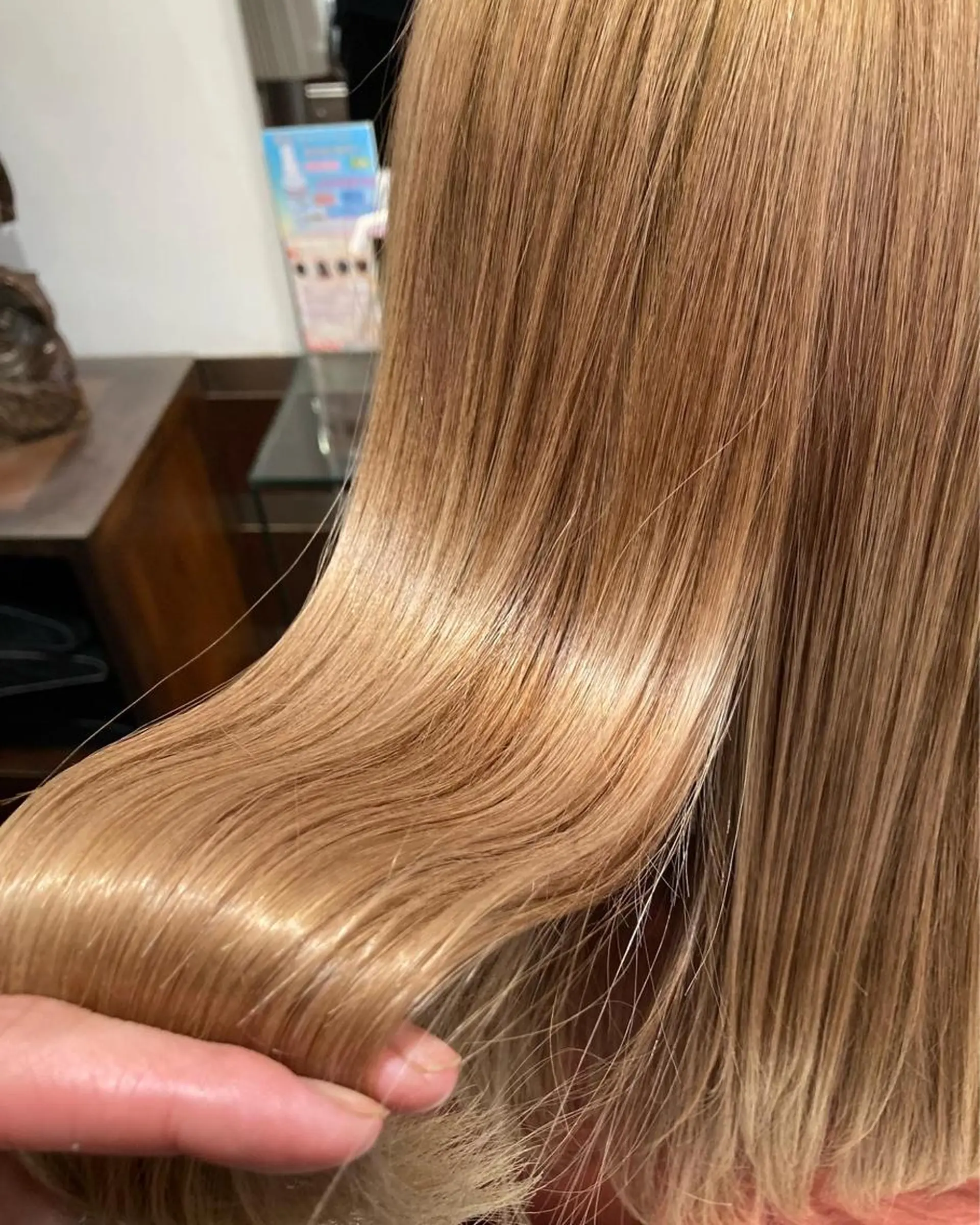ロング カラー 髪質改善 カット ヘアカラー トリートメント 岩崎 裕司のヘアスタイル