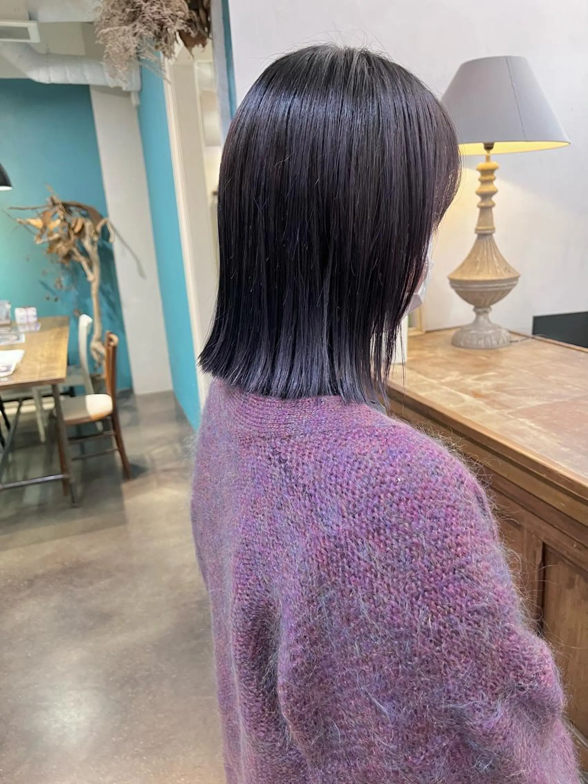 ショート カラー 切りっぱなしボブ ブリーチ ディープラベンダー ラベンダーカラー パープルカラー カット ヘアカラー 千葉 郁也のヘアスタイル