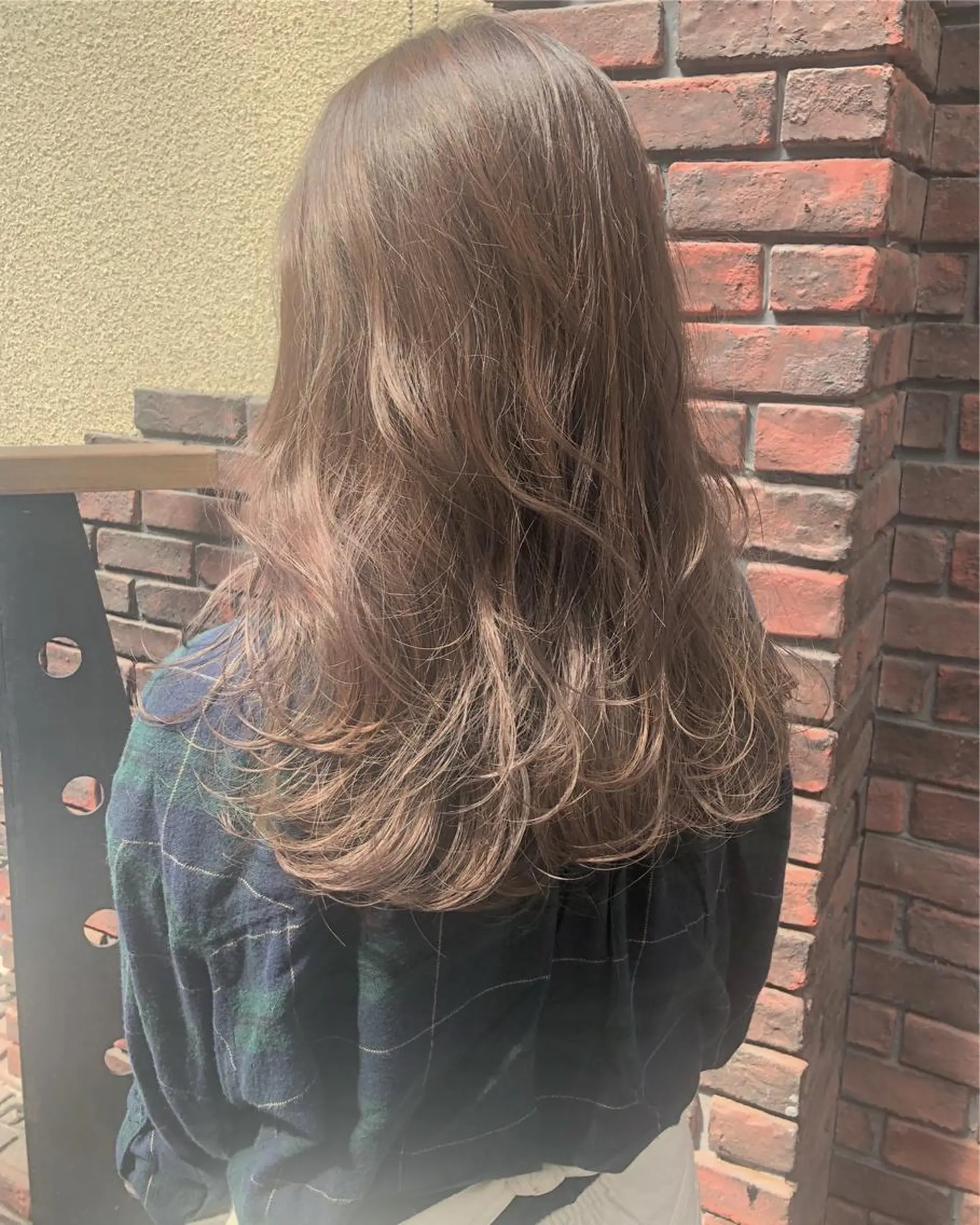 セミロング カラー nakahara madokaのヘアスタイル