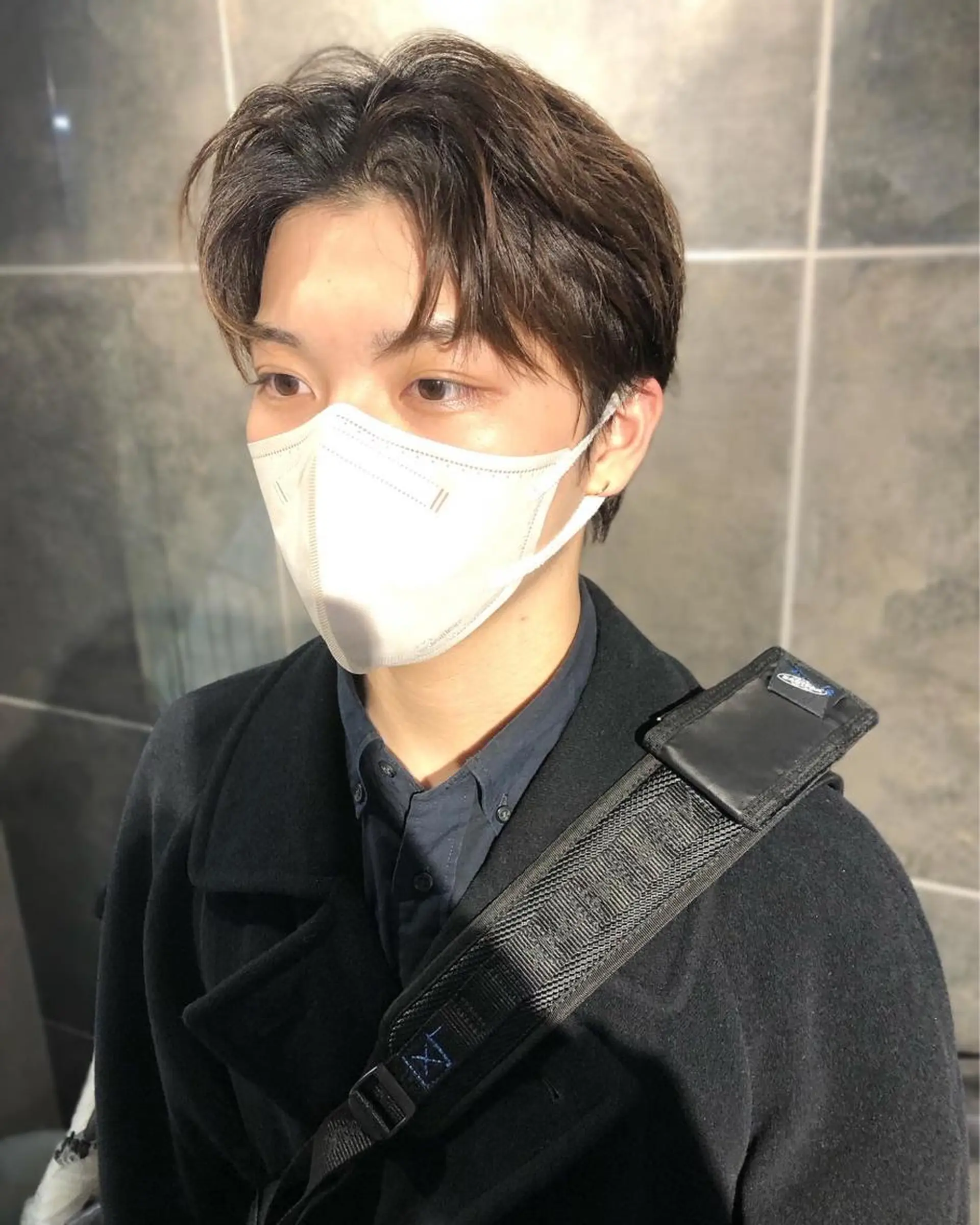 ヘアアレンジ メンズ センターパート メンズ韓国風 カット トリートメント ヘアセット 栗原 侑也のヘアスタイル
