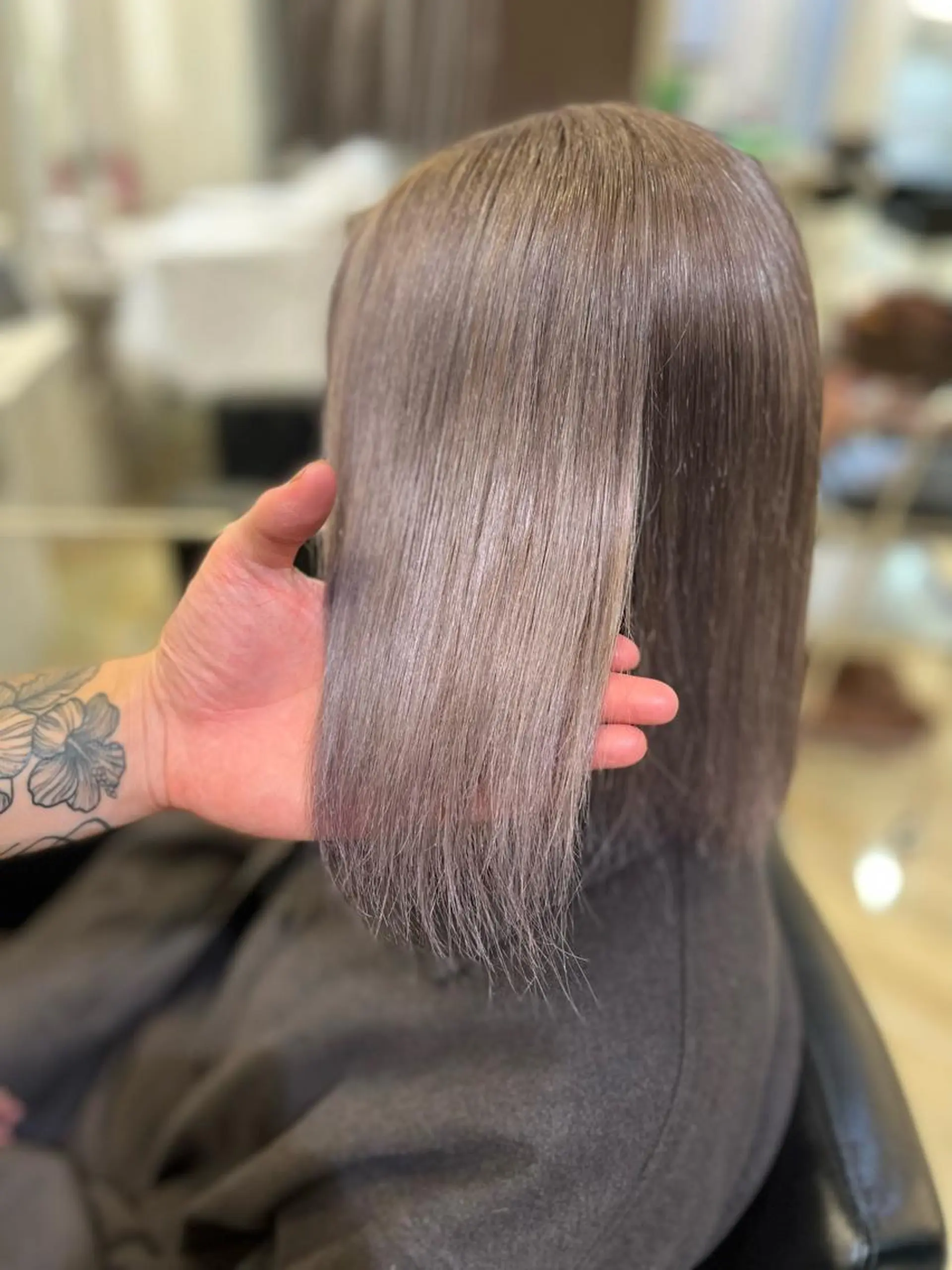 ミディアム ヘアカラー 色川 優斗《髪質改善》のヘアスタイル