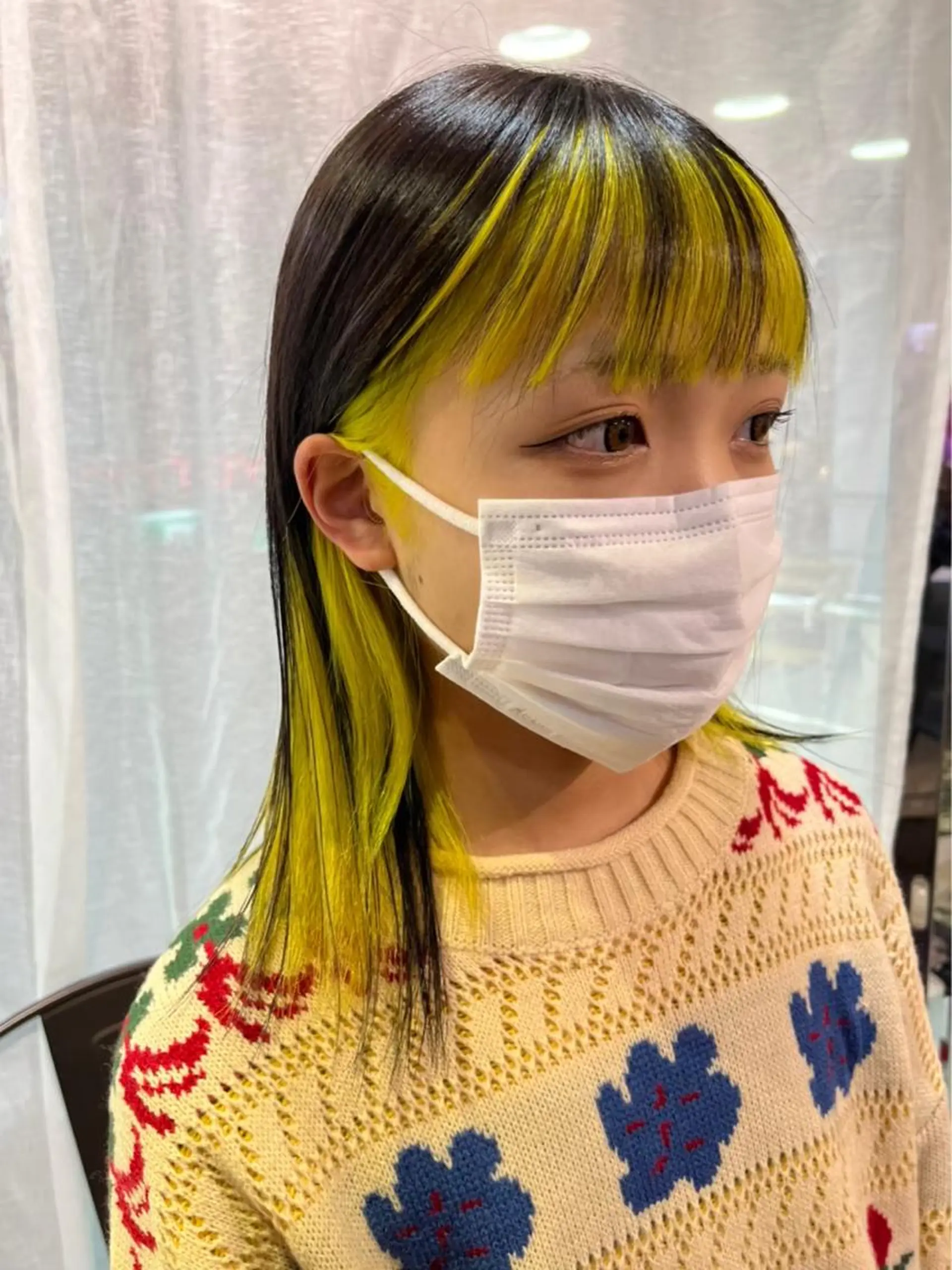 ミディアム カラー ミディアムパーマ ベージュカラー 黒髪 ブリーチ ブルーカラー ヘアカラー 酸性ストレート 🤍🎀honokaのヘアスタイル