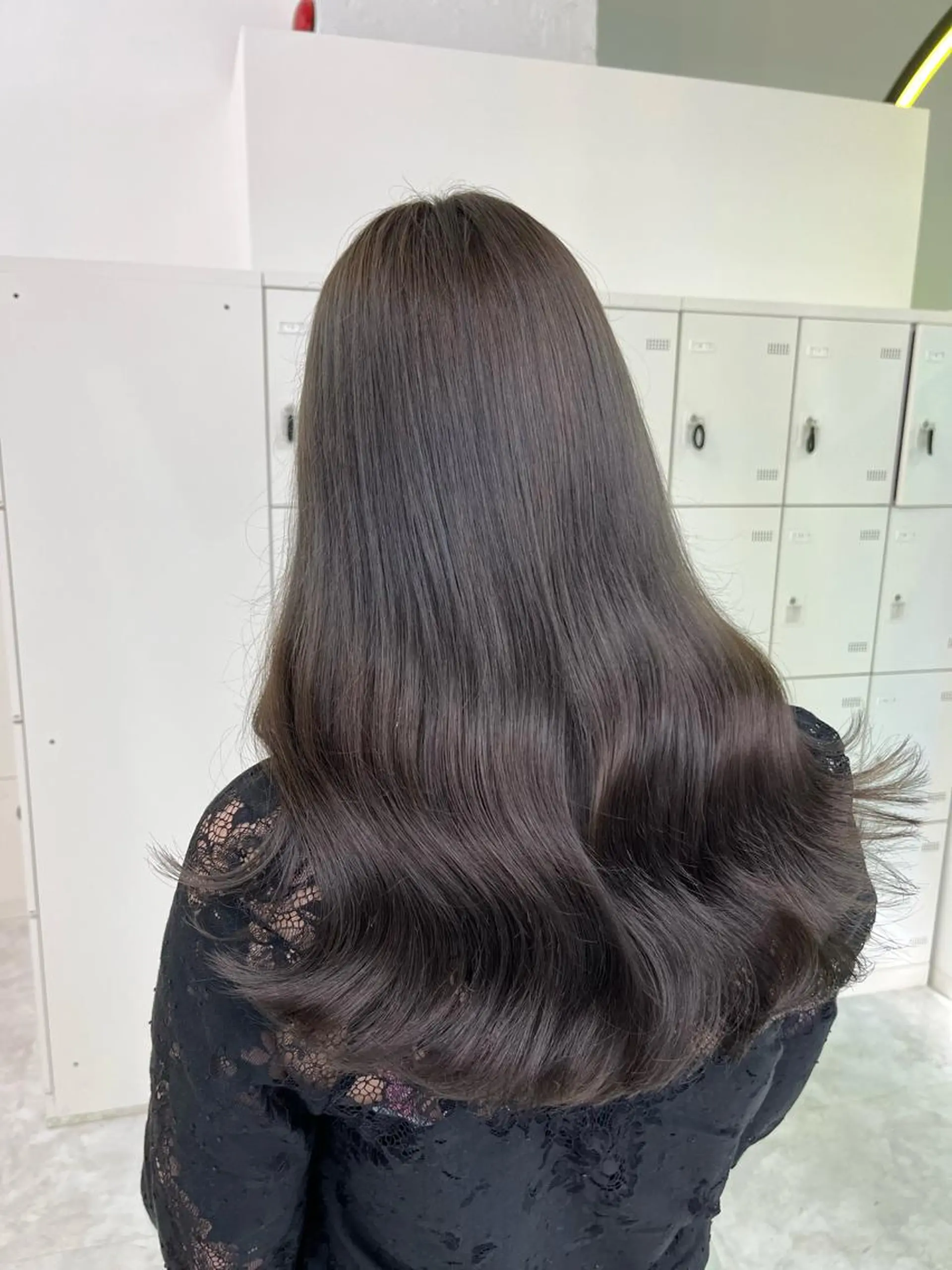 ロング カラー ベージュカラー 黒髪 ブリーチ ブルーカラー ブルーブラック 🤎MISAKI 艶髪モテカラー🤎のヘアスタイル