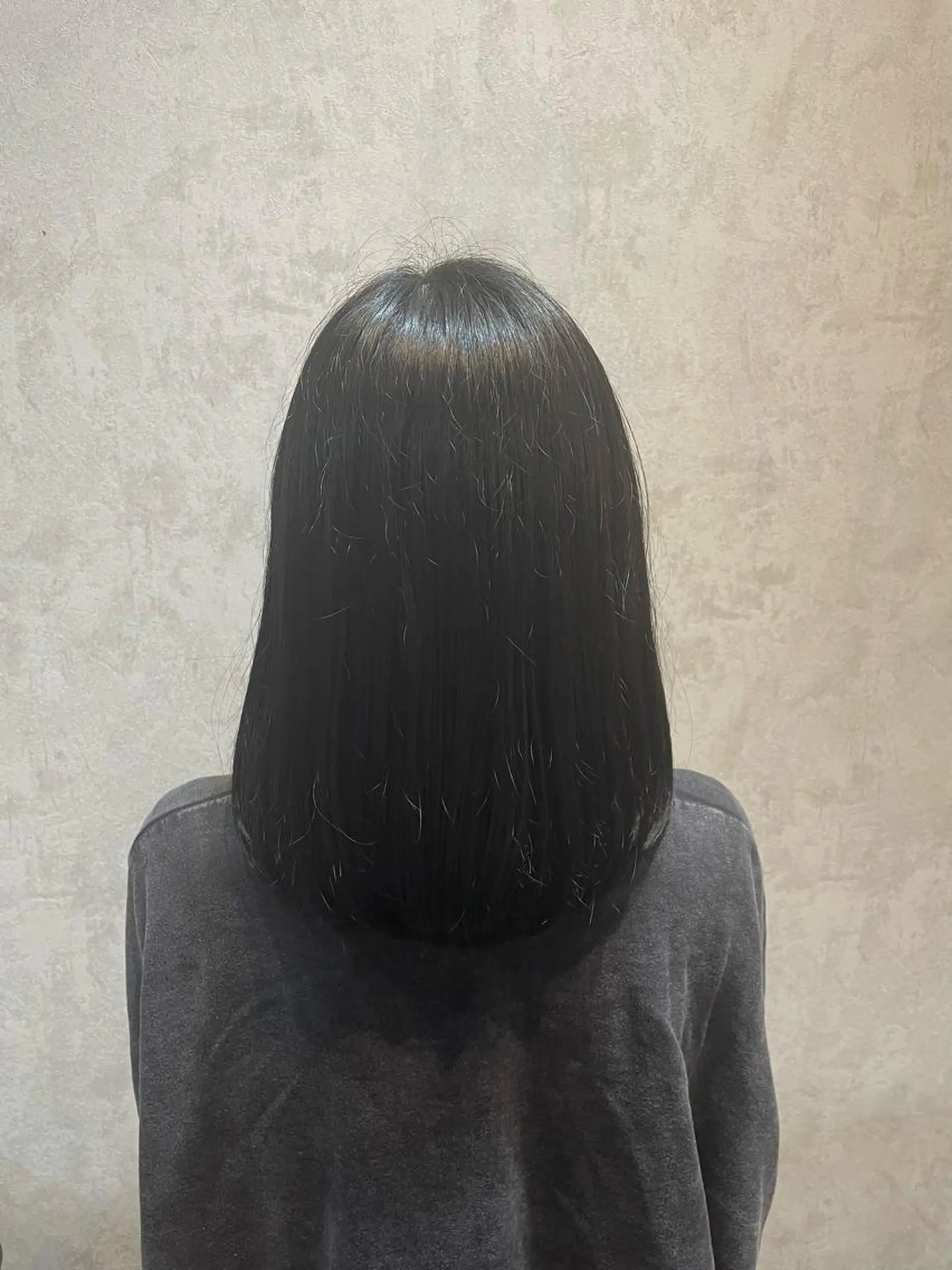 ミディアム カラー トリートメント 飯塚 沙衣のヘアスタイル