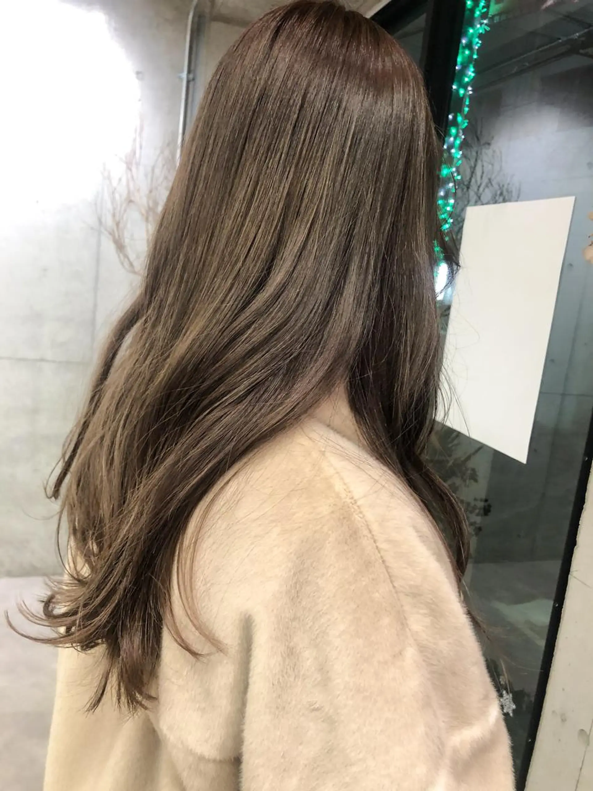 ロング カラー ヘアアレンジ アッシュ グレージュ rii-🩰 トレンド韓国ヘアのヘアスタイル