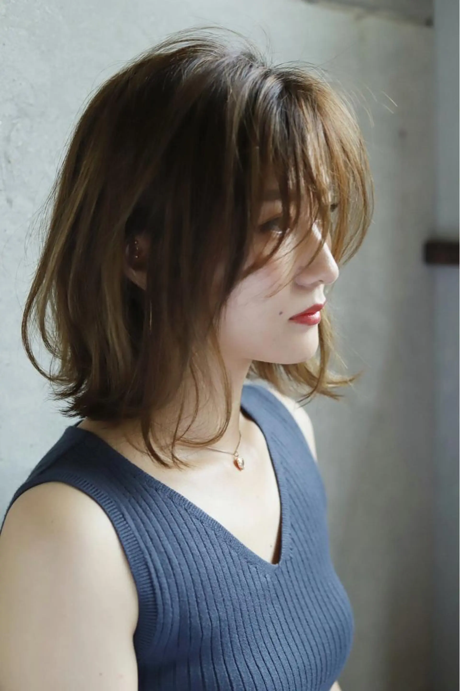 ミディアム カット ヘアカラー パーマ トリートメント 落合 妙佳のヘアスタイル