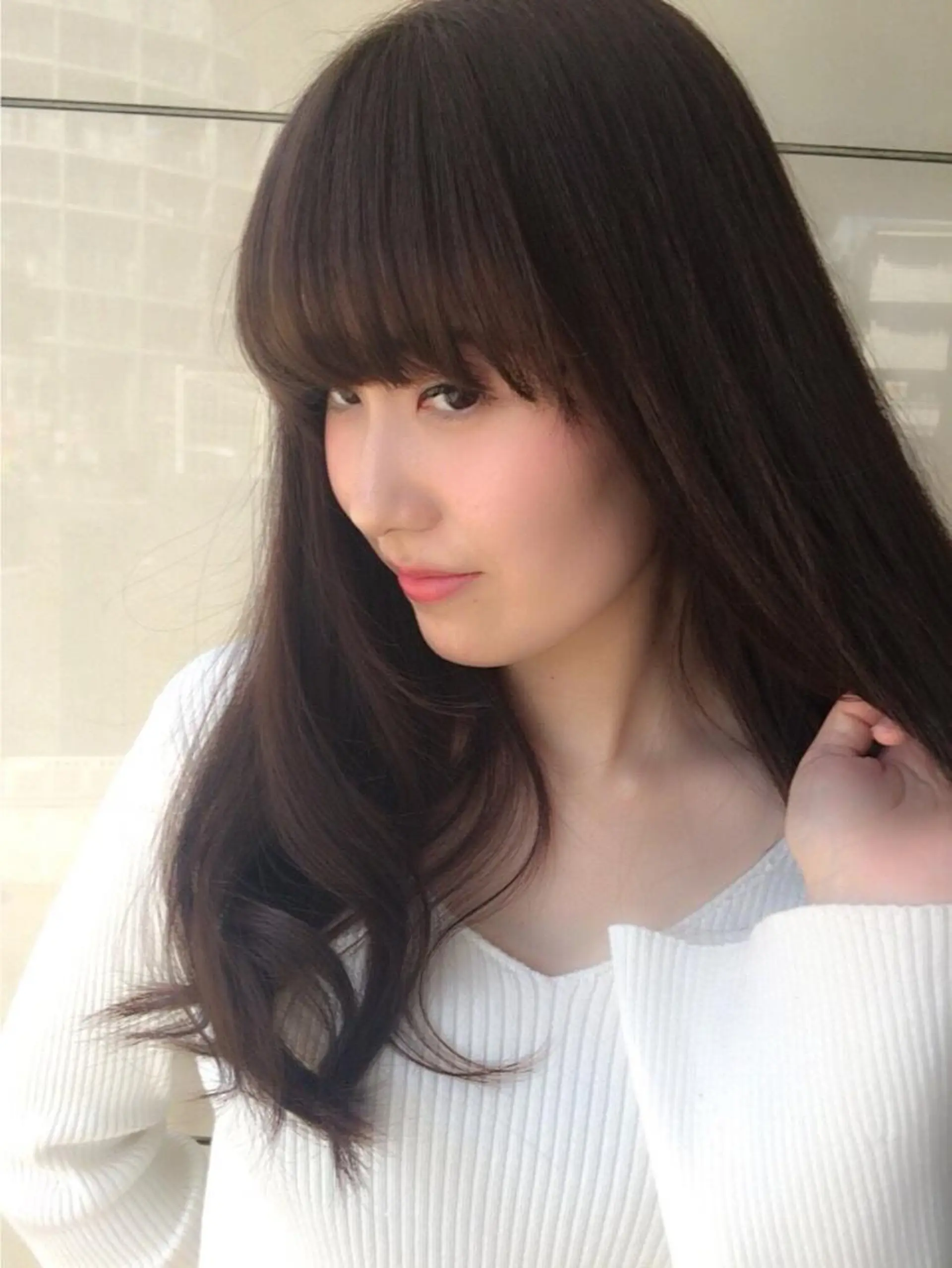 ロング カラー グレージュ yukari 艶髪ヘアのヘアスタイル