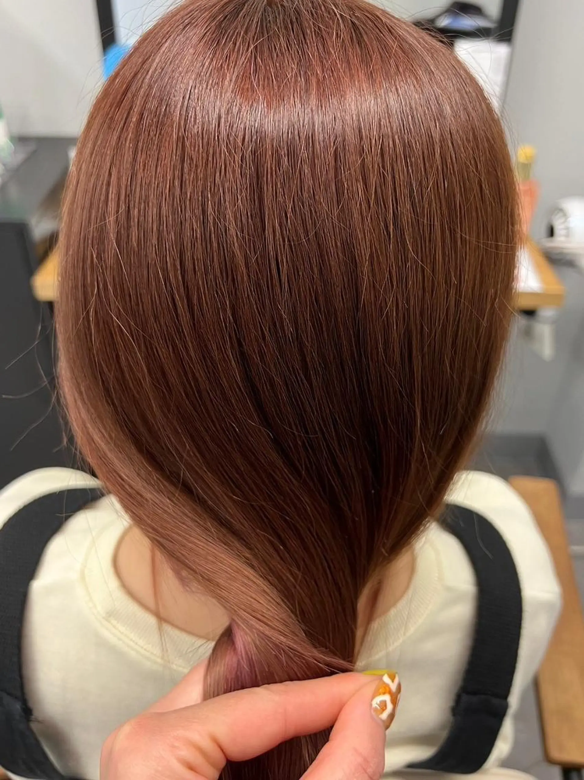 ロング アッシュ ミストバング ピンクブラウン パープルカラー ボブ カット ヘアカラー トリートメント N° aria 三軒茶屋のヘアスタイル