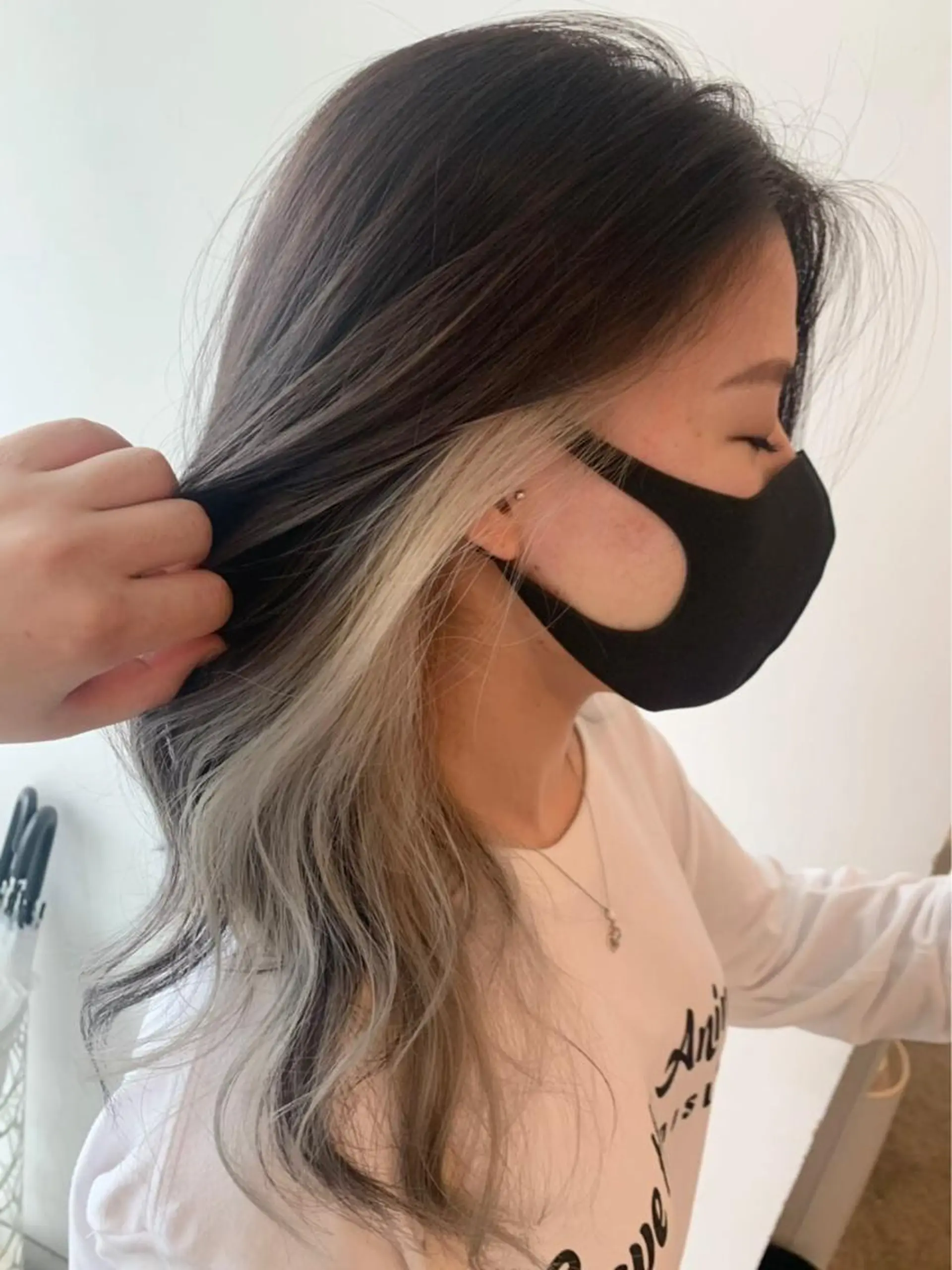 カラー ブリーチ イヤリングカラー インナーカラー ＤＯＮＮＡ《ドンナ》所属・髪質改善ノンダメージ ドンナイズミヤ広陵のその他イメージ