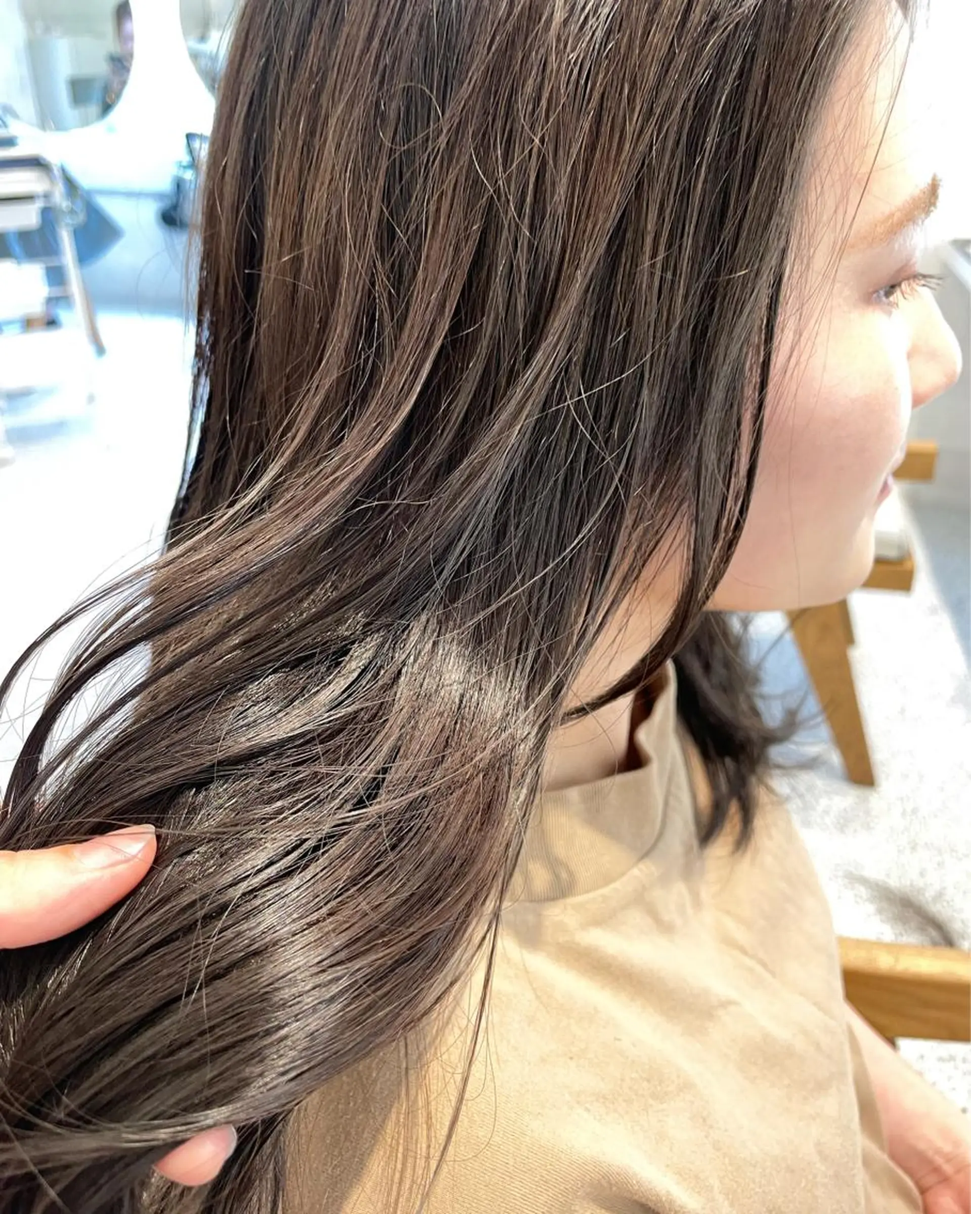 ロング カラー 遠藤 眞実のヘアスタイル