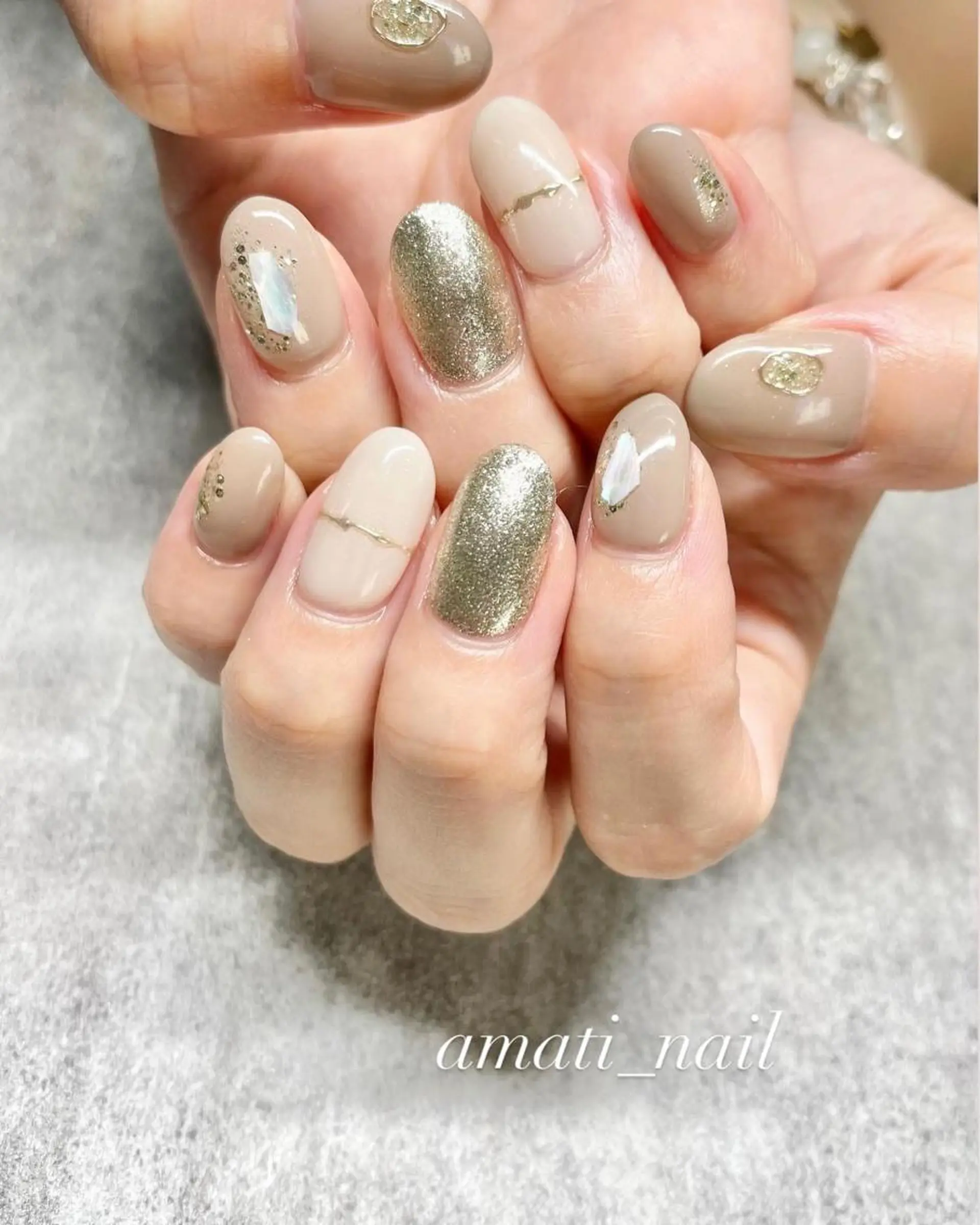 ネイル アートネイル マグネットネイル ミラーネイル ニュアンスネイル ワンカラーネイル amati_nail TAKAKOのネイルデザイン