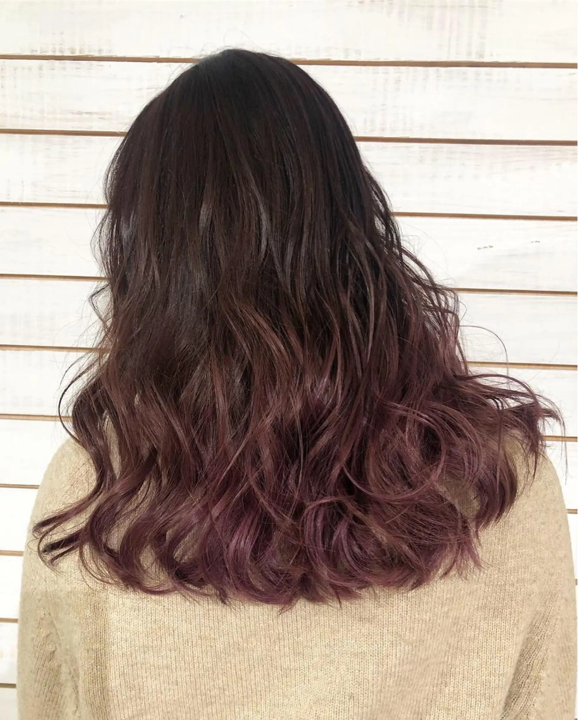 セミロング カラー グラデーションカラー ラベンダーカラー ピンクカラー ピンクラベンダー ヘアカラー 🦋美髪／エクステ 🦋アベイクミのヘアスタイル