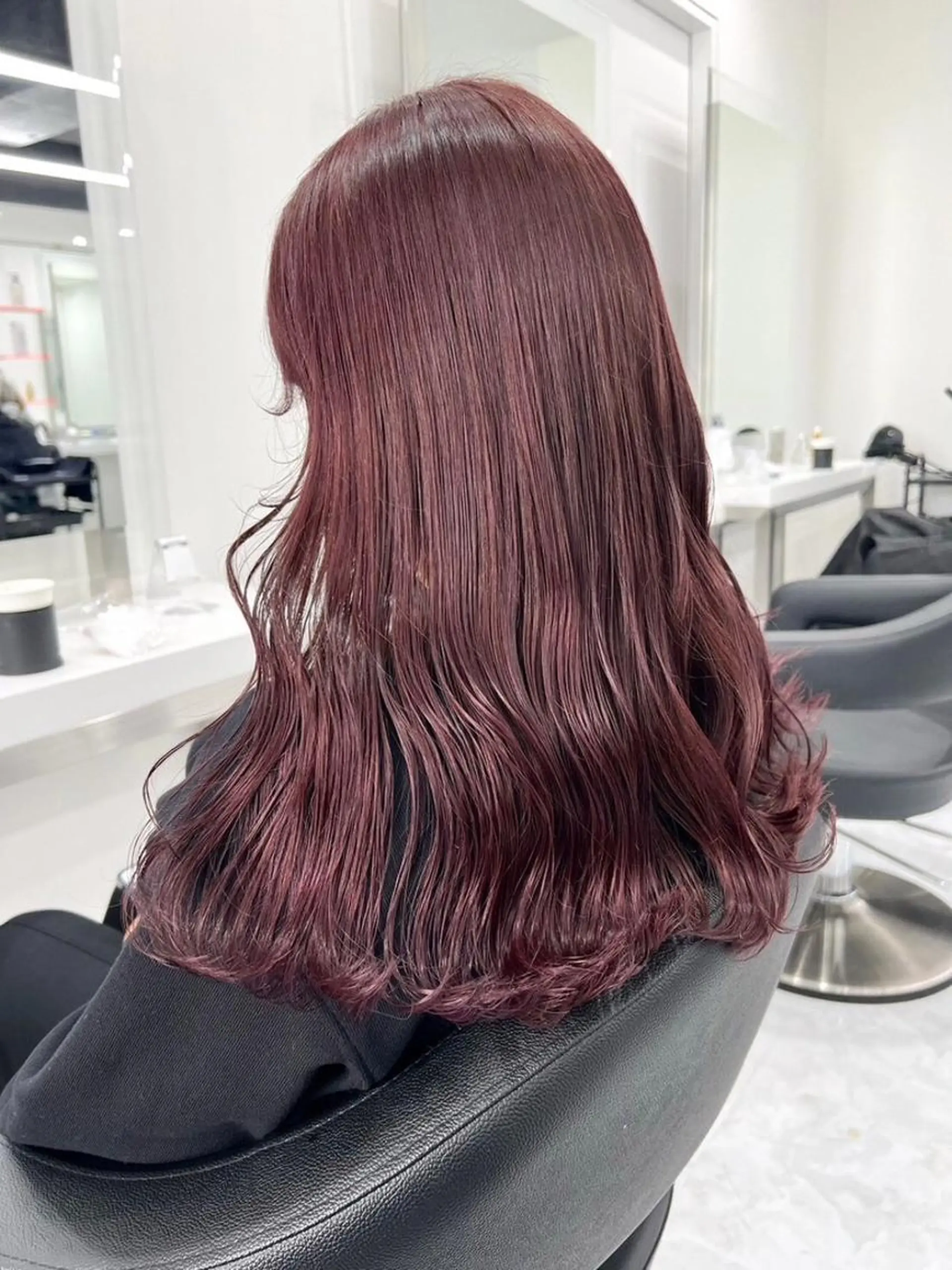 カラー 赤み消し透明感カラー 🌱THEATERのヘアスタイル