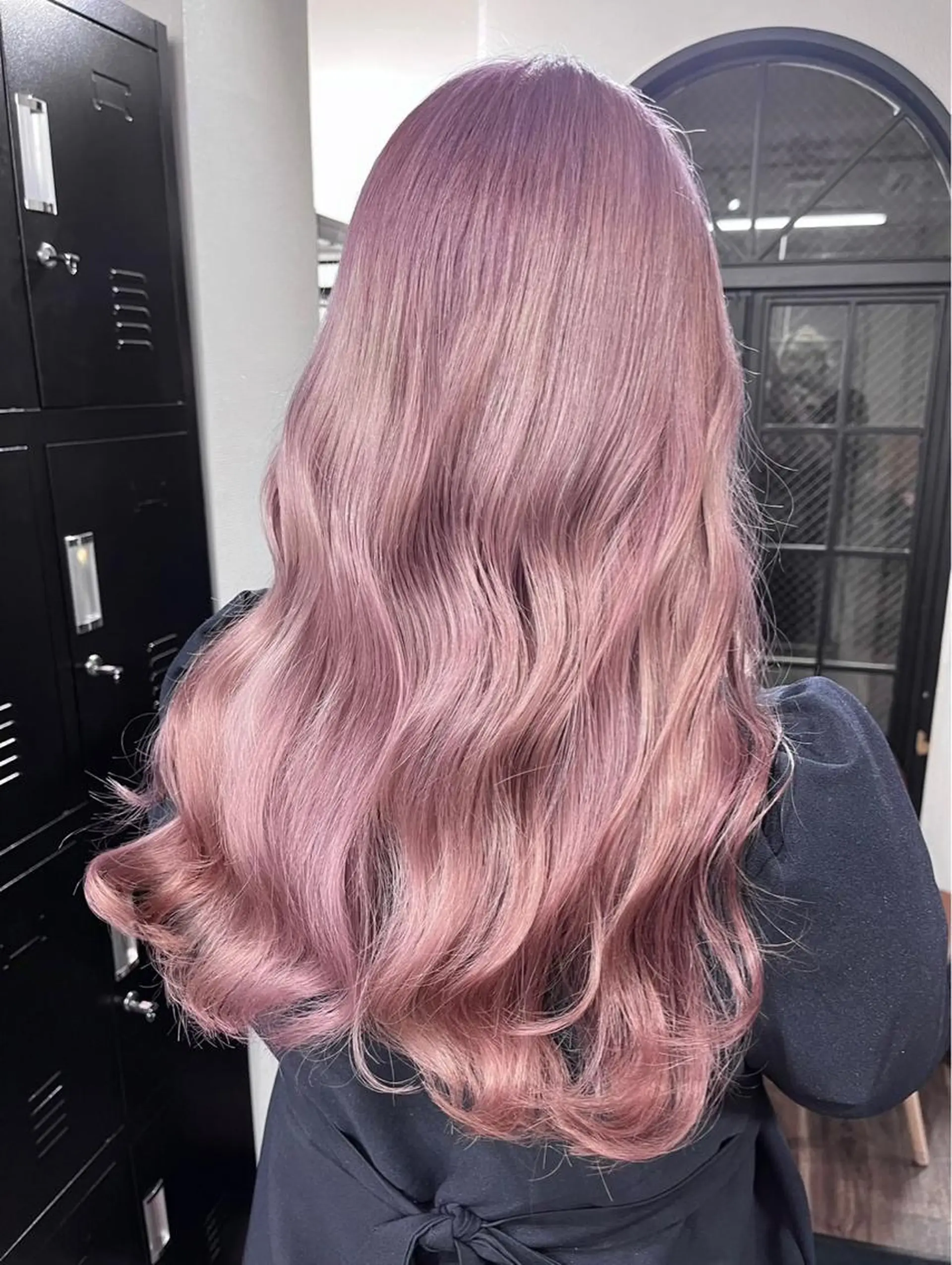 ロング アッシュ アッシュグレー アッシュグレージュ ミストバング ピンクブラウン ハイトーン×エクステ 💞くるみのヘアスタイル