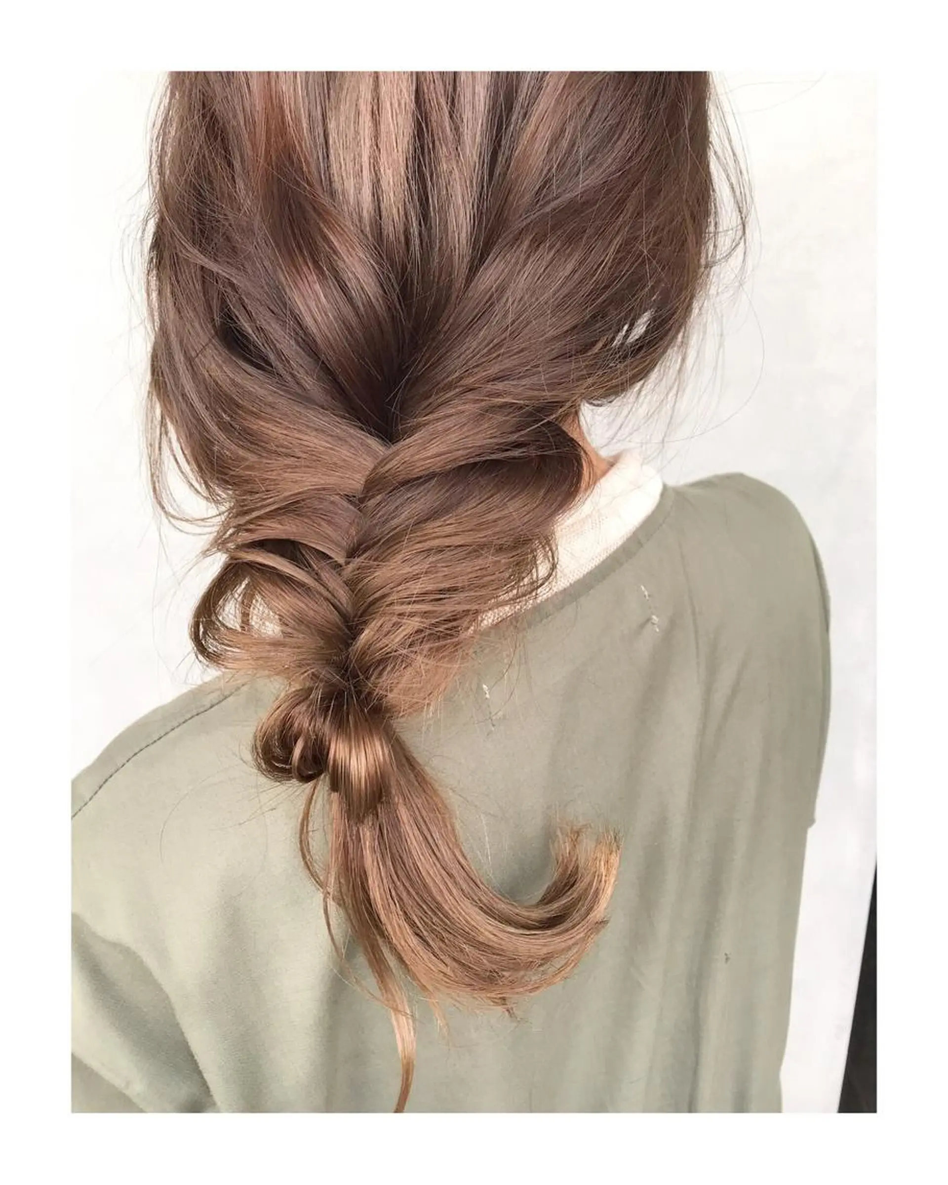 セミロング 玉ねぎヘアー 河田 海陽のヘアスタイル