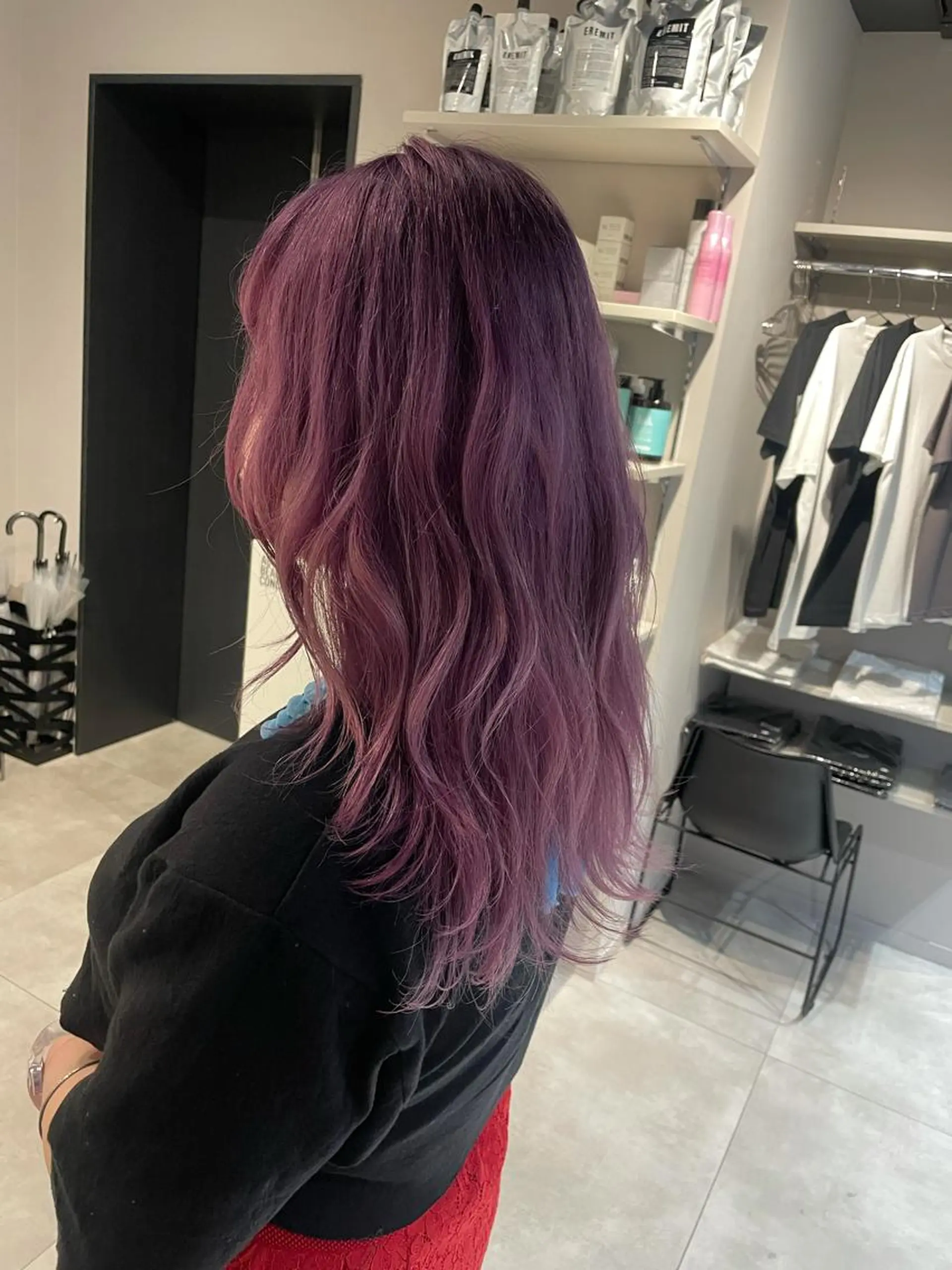 ミディアム カラー パープルカラー ヘアカラー トリートメント ブリーチ👩‍🦳/ ‪✂︎MANAMIのヘアスタイル
