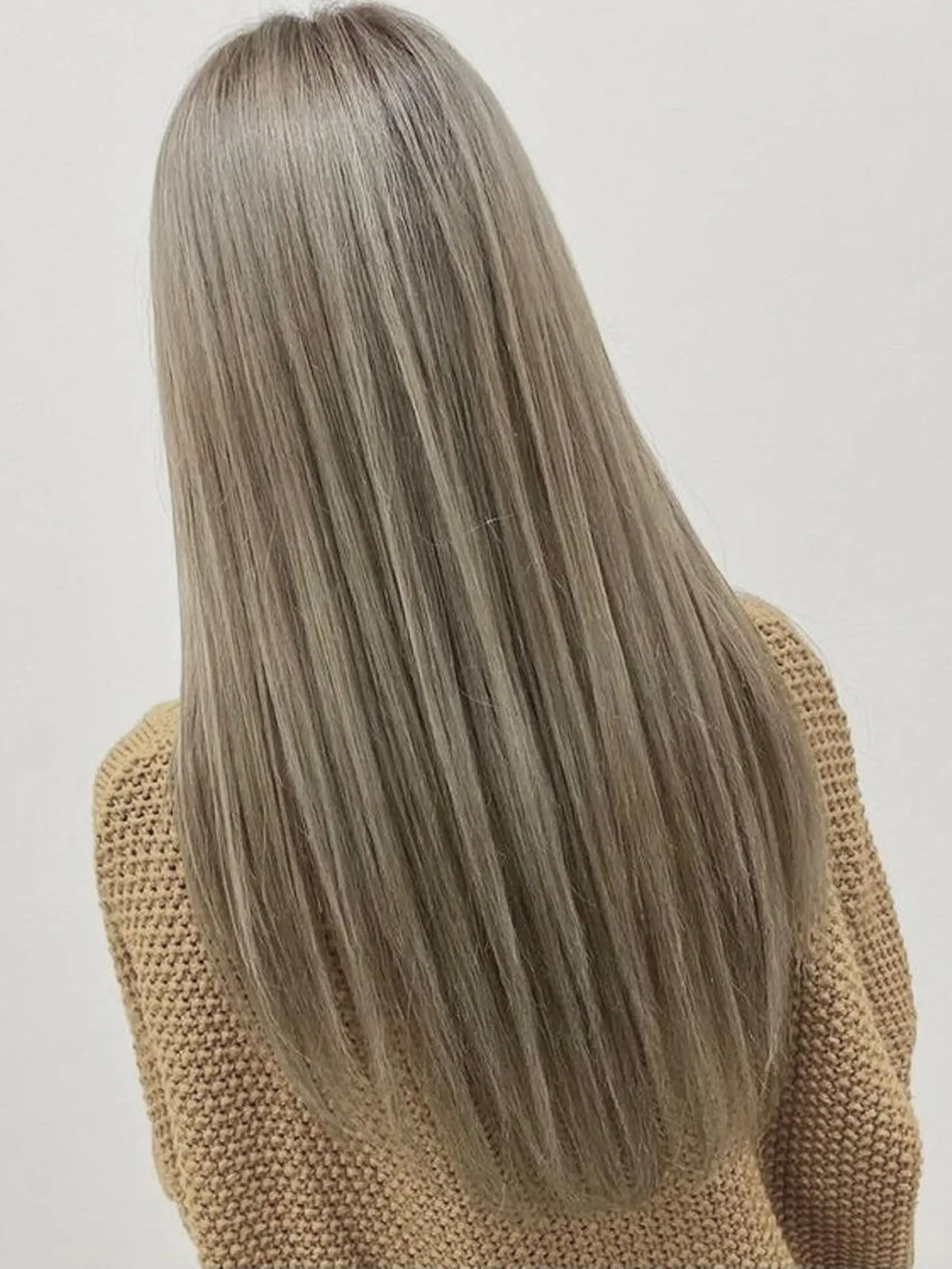 ロング カラー カット ヘアカラー トリートメント marshu  梅田店所属・髪質改善 透明感×韓国風のヘアスタイル
