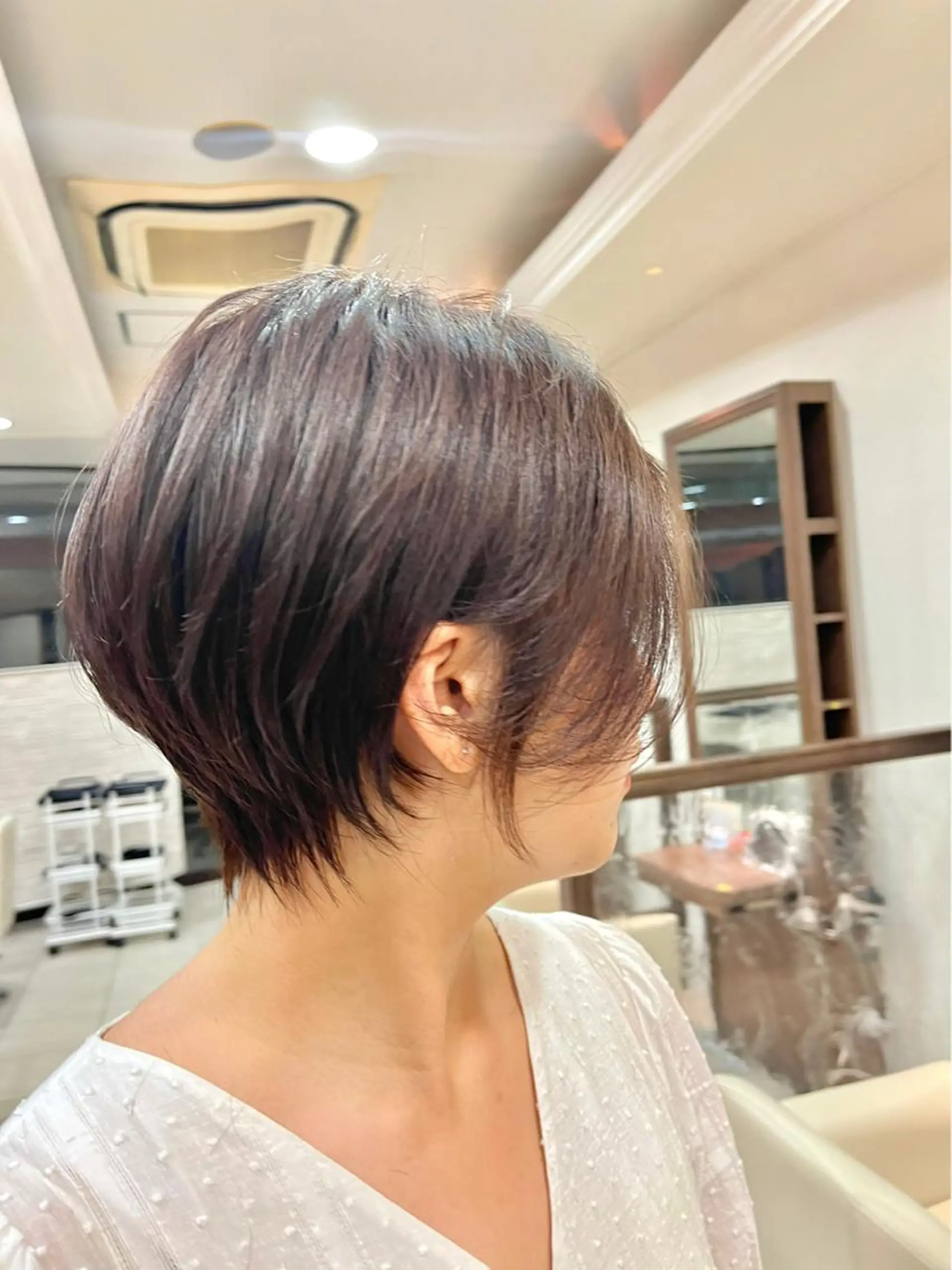 ショート ショートボブ ハンサムショート ボブ くびれヘア ハイライト カット トリートメント ✨髪質改善・縮毛矯正 専門美容室マーベルのヘアスタイル