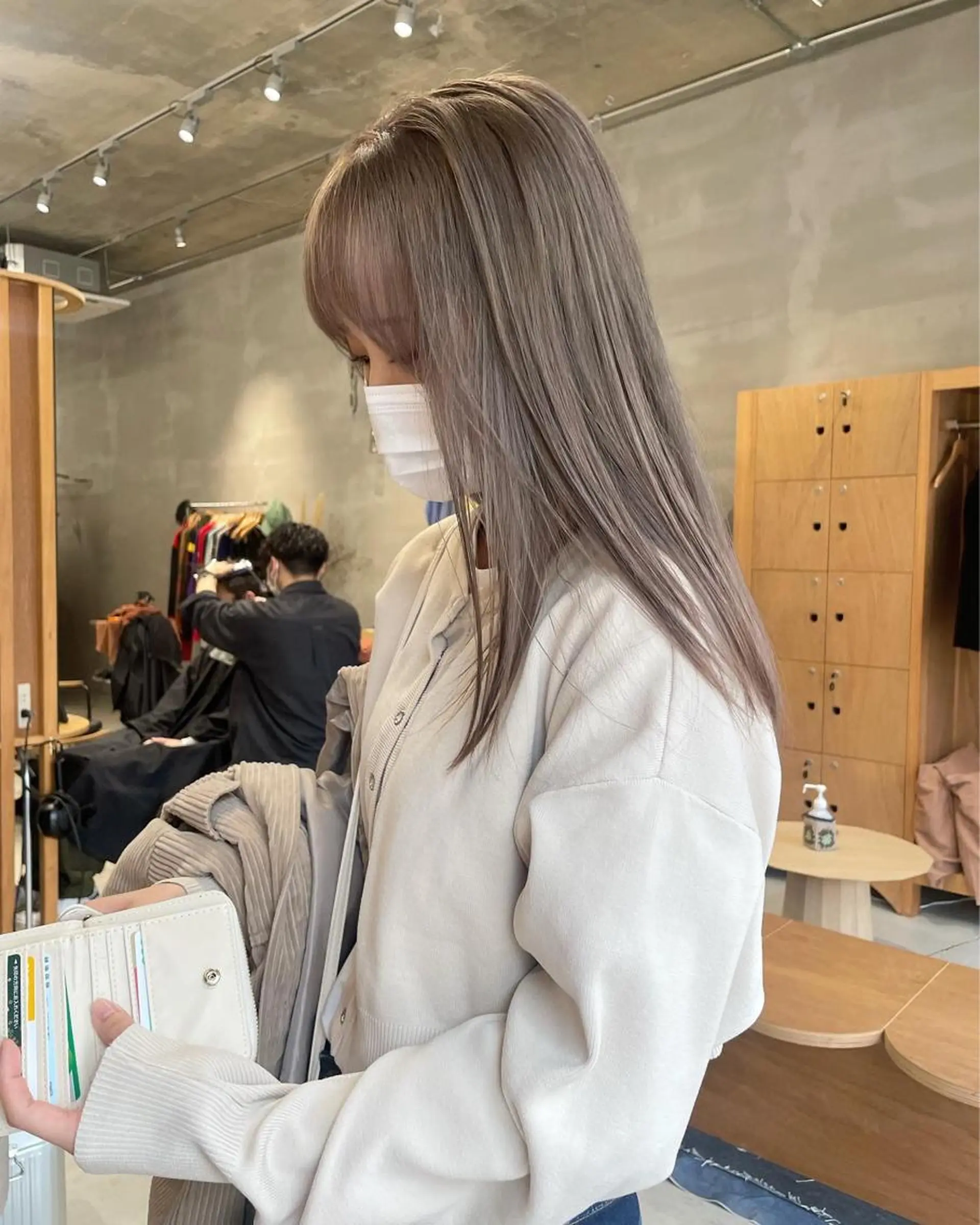 カラー wewe: momoeのヘアスタイル