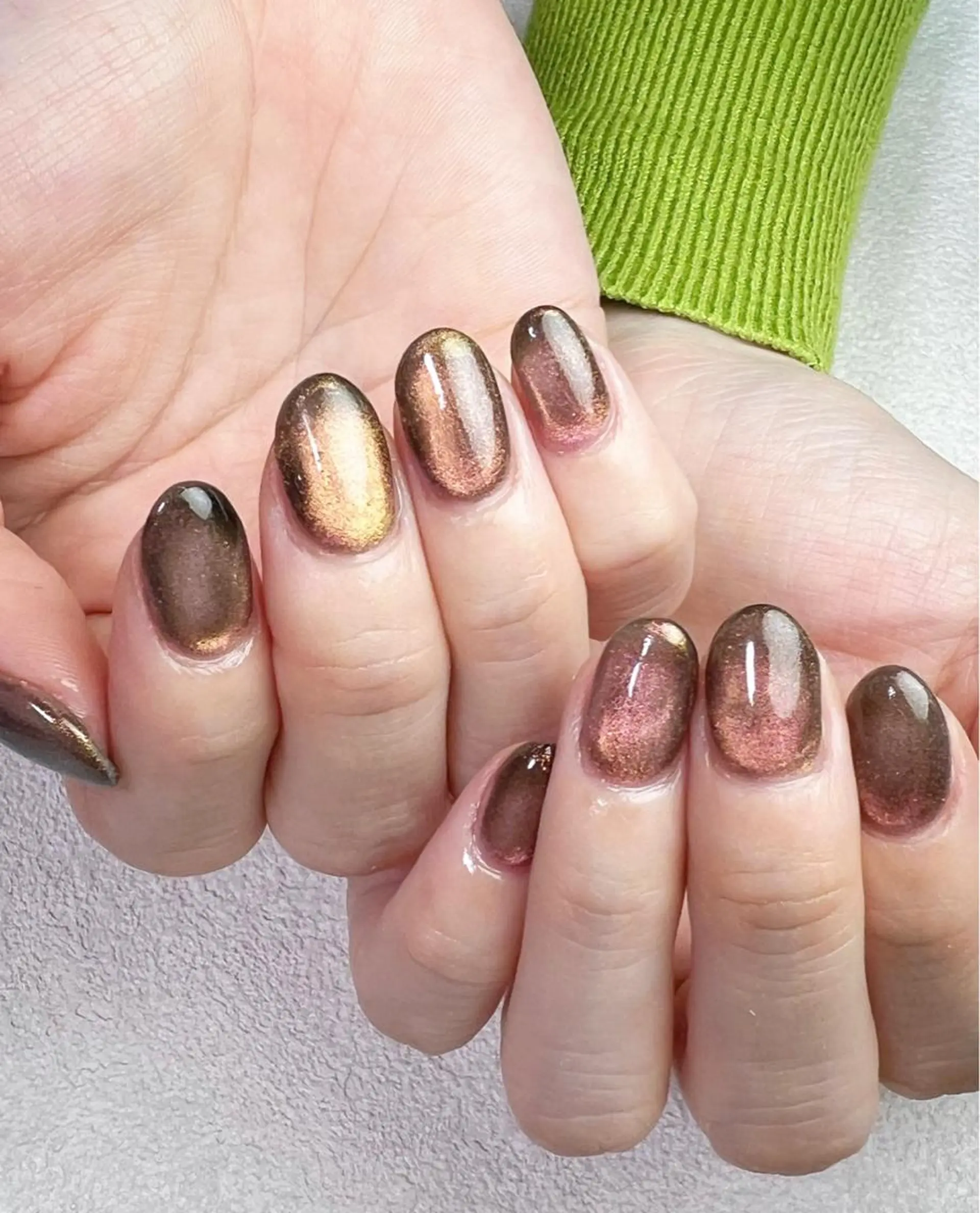 ネイル グラデーション マグネットネイル ニュアンスネイル 春ネイル ハンドネイル ✾ NailRoom Latina🌻💓のネイルデザイン