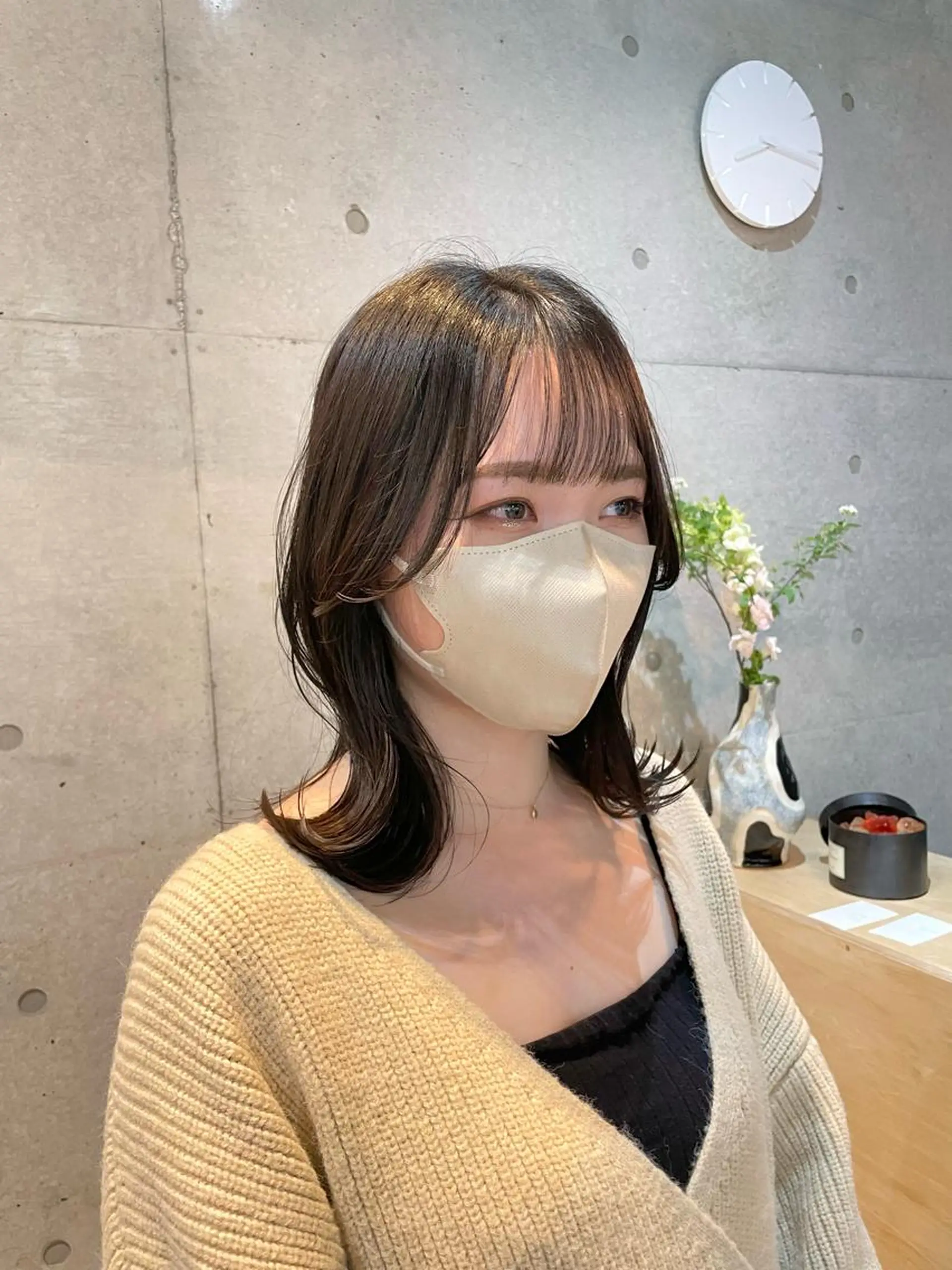 ミディアム カラー 透明感カラー カット ヘアカラー トリートメント 【arc】Ruri コテ巻き風パーマのヘアスタイル