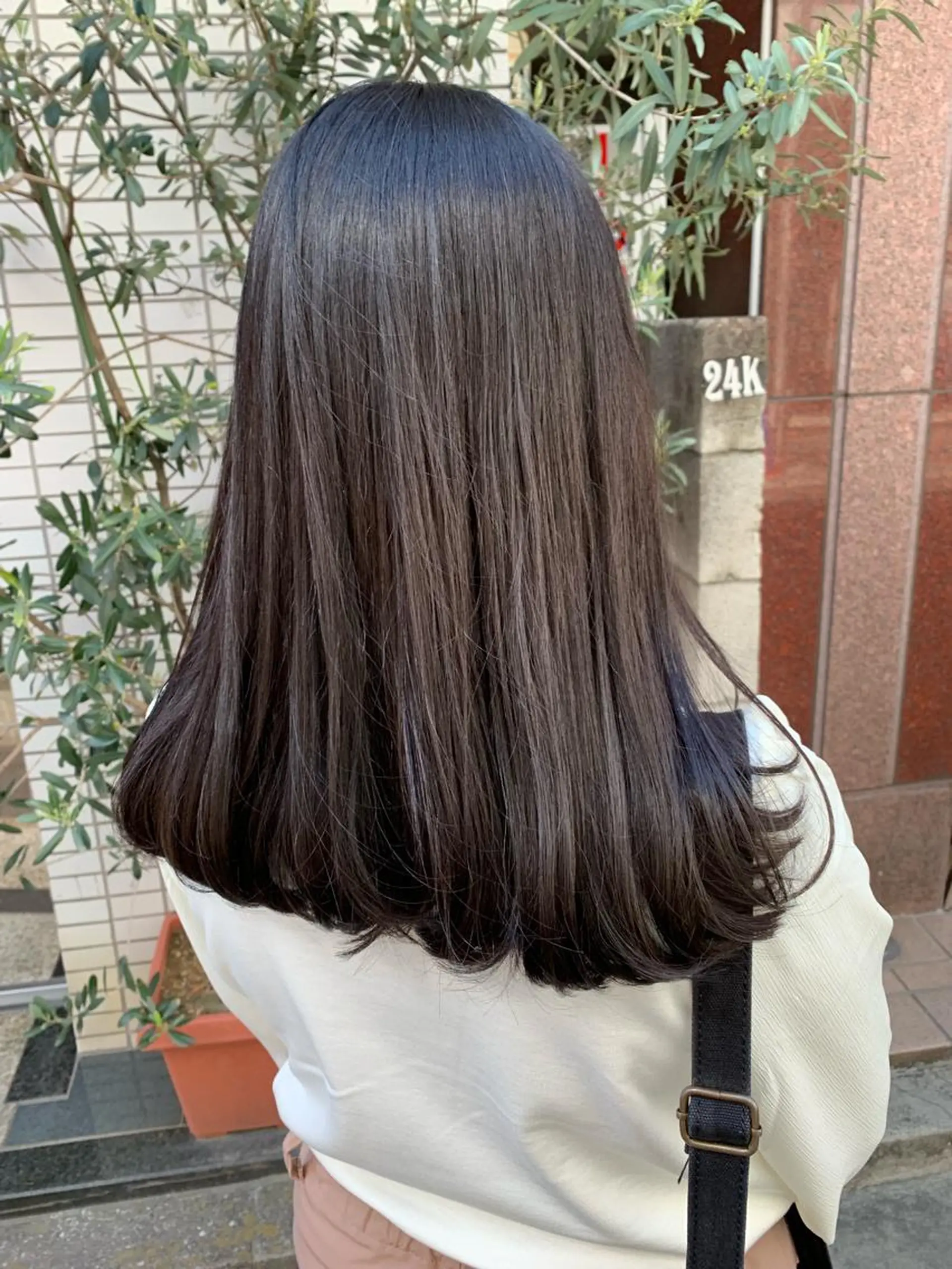 セミロング カラー ヘアアレンジ 透明感カラー 🫧透明感カラー/ ボブ/小笠原🪽のヘアスタイル