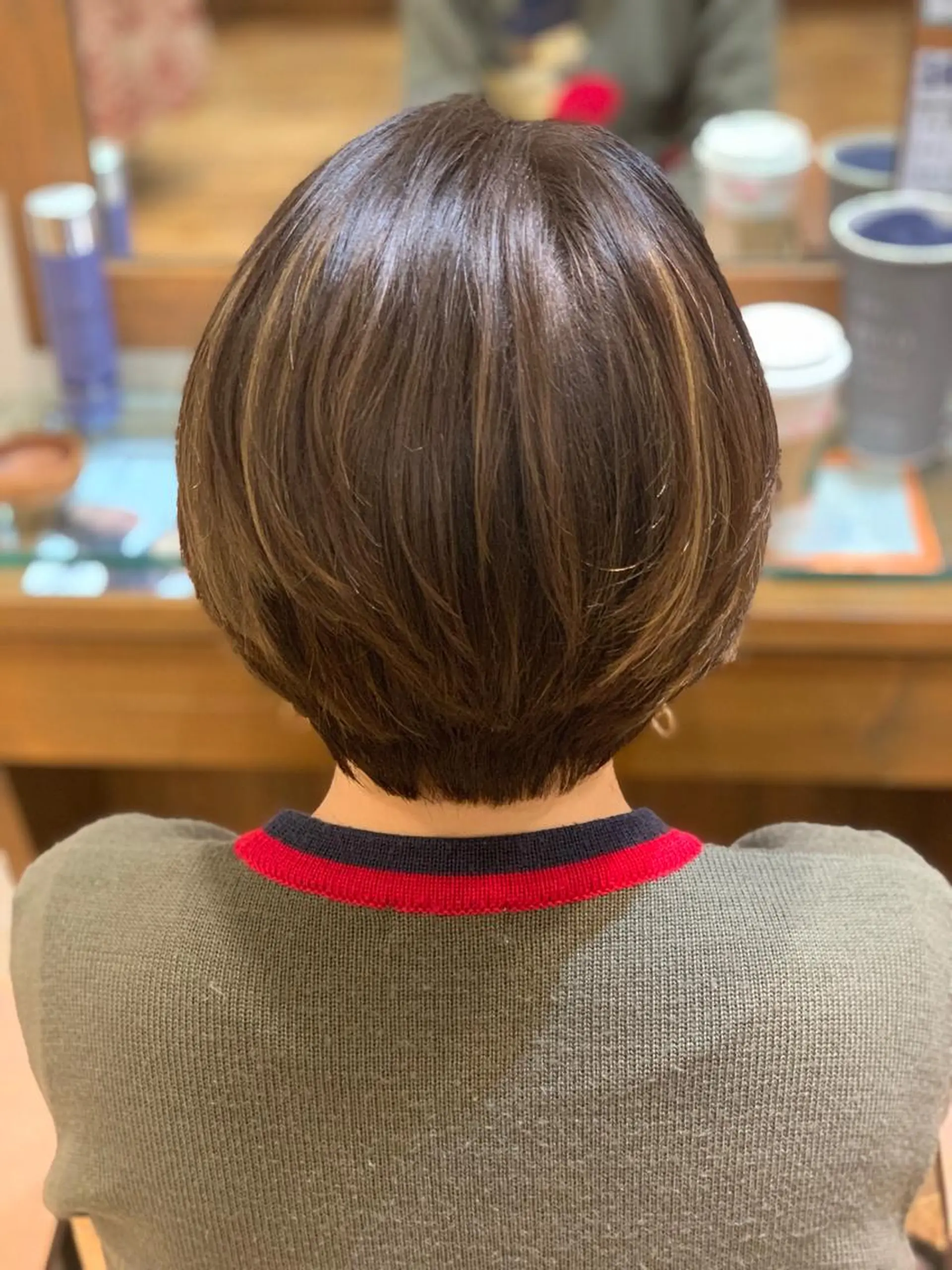 ショート エクリ麻布十番所属・斉藤健 秋谷百花のヘアスタイル