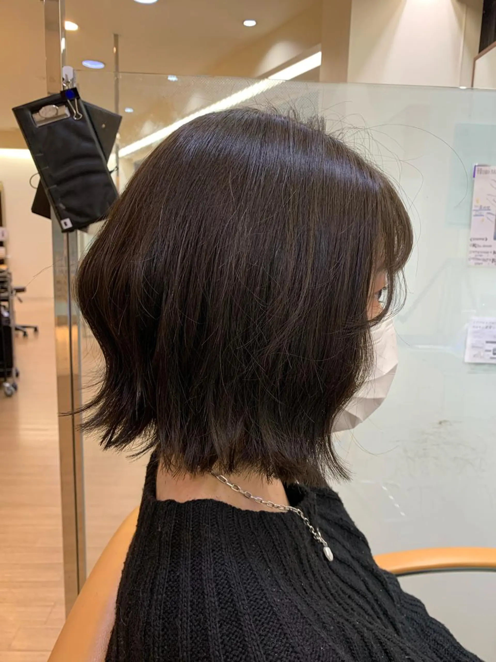 ショート ボブ くびれヘア カット トリートメント 板倉 花連のヘアスタイル