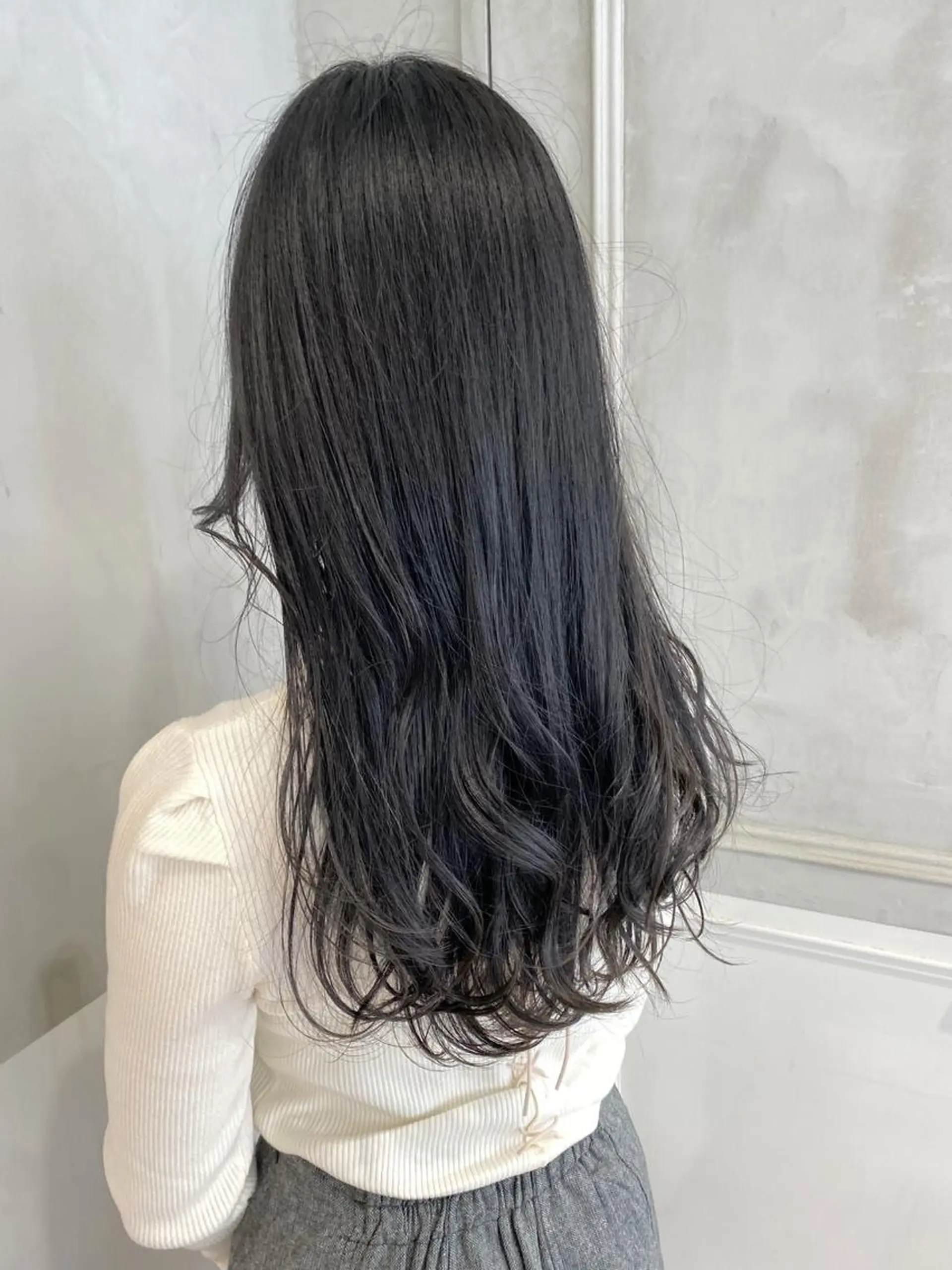 ロング ヘアカラー トリートメント ヘアセット 韓国レイヤーカット 🇰🇷mireiのヘアスタイル