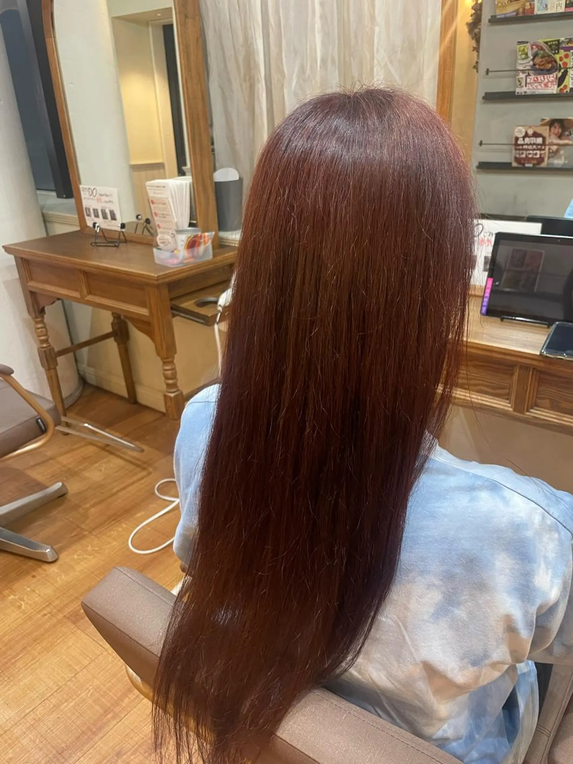 ロング Aujuaソムリエ 💎まな💎のヘアスタイル