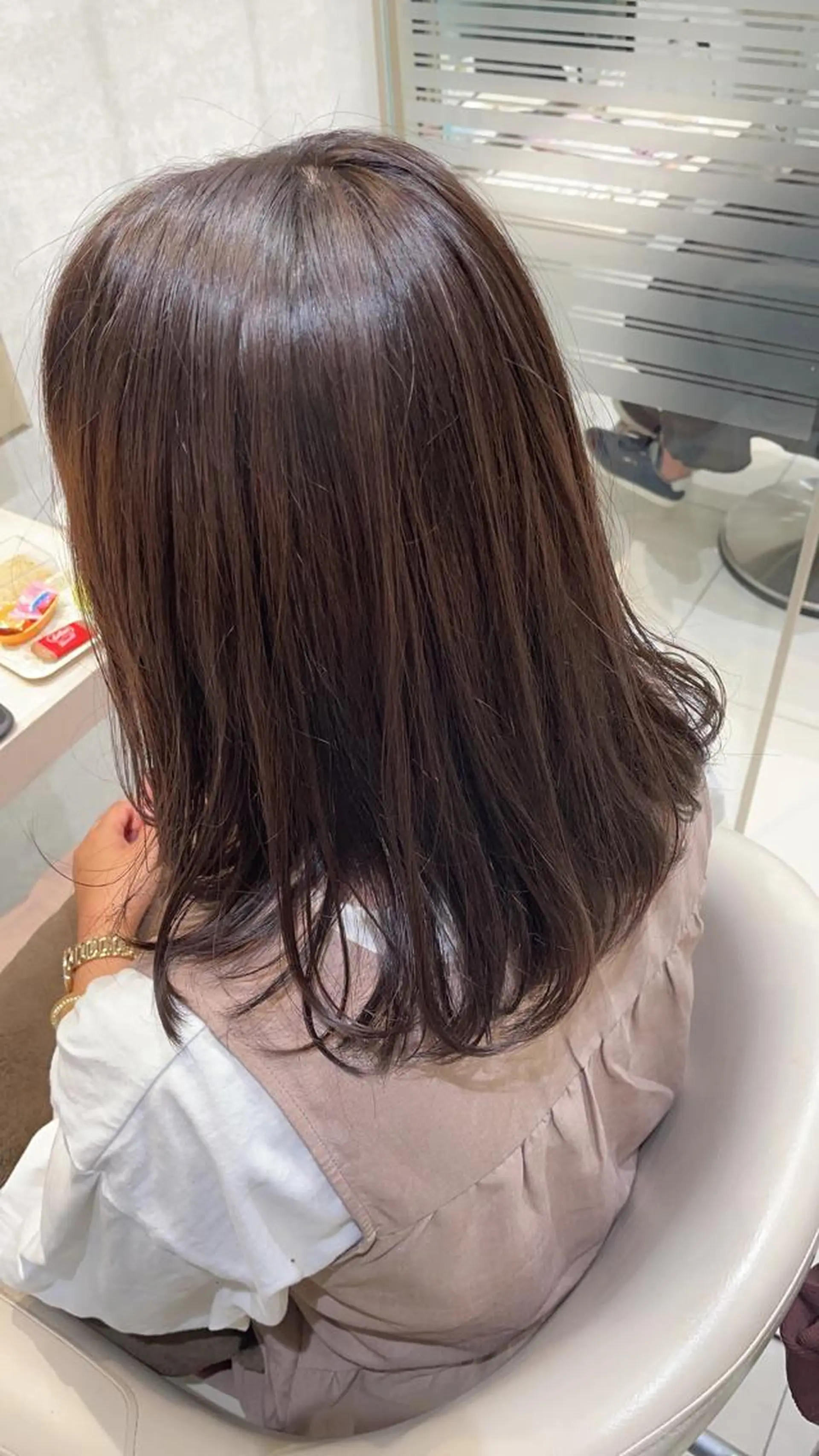 カラー ご新規様限定クーポン あります　桂口　烈闘のヘアスタイル