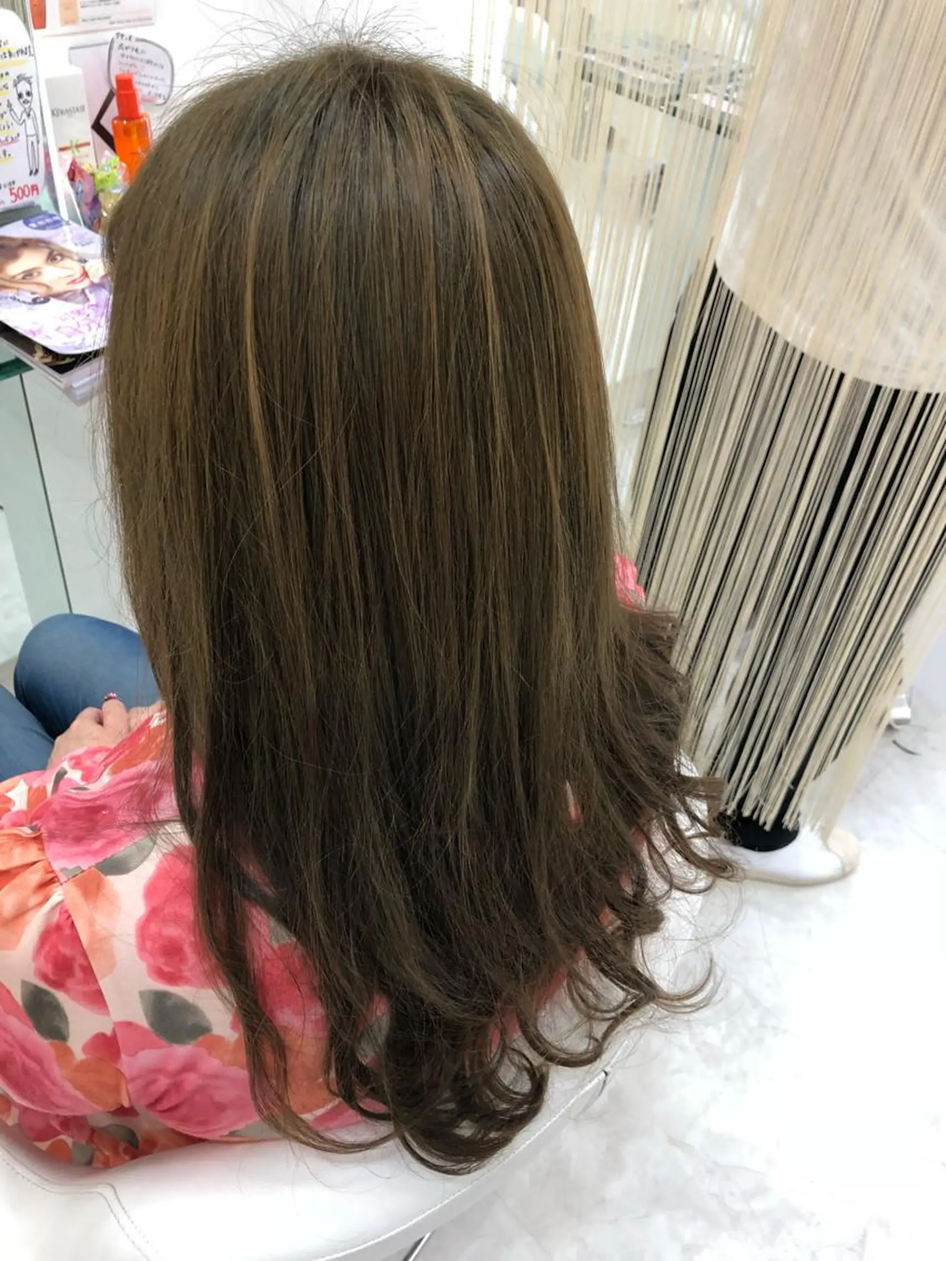 ロング カラー アッシュ ブリーチ イルミナカラー hair Freak所属・佐藤 祥太のヘアスタイル