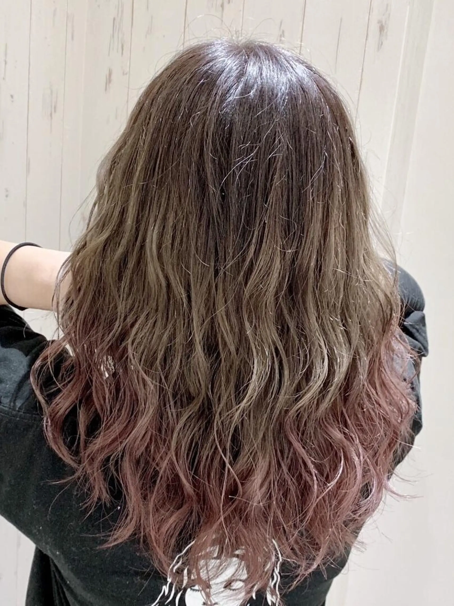 ロング カラー ヘアアレンジ レミーエクステ大阪 Device梅田のヘアスタイル