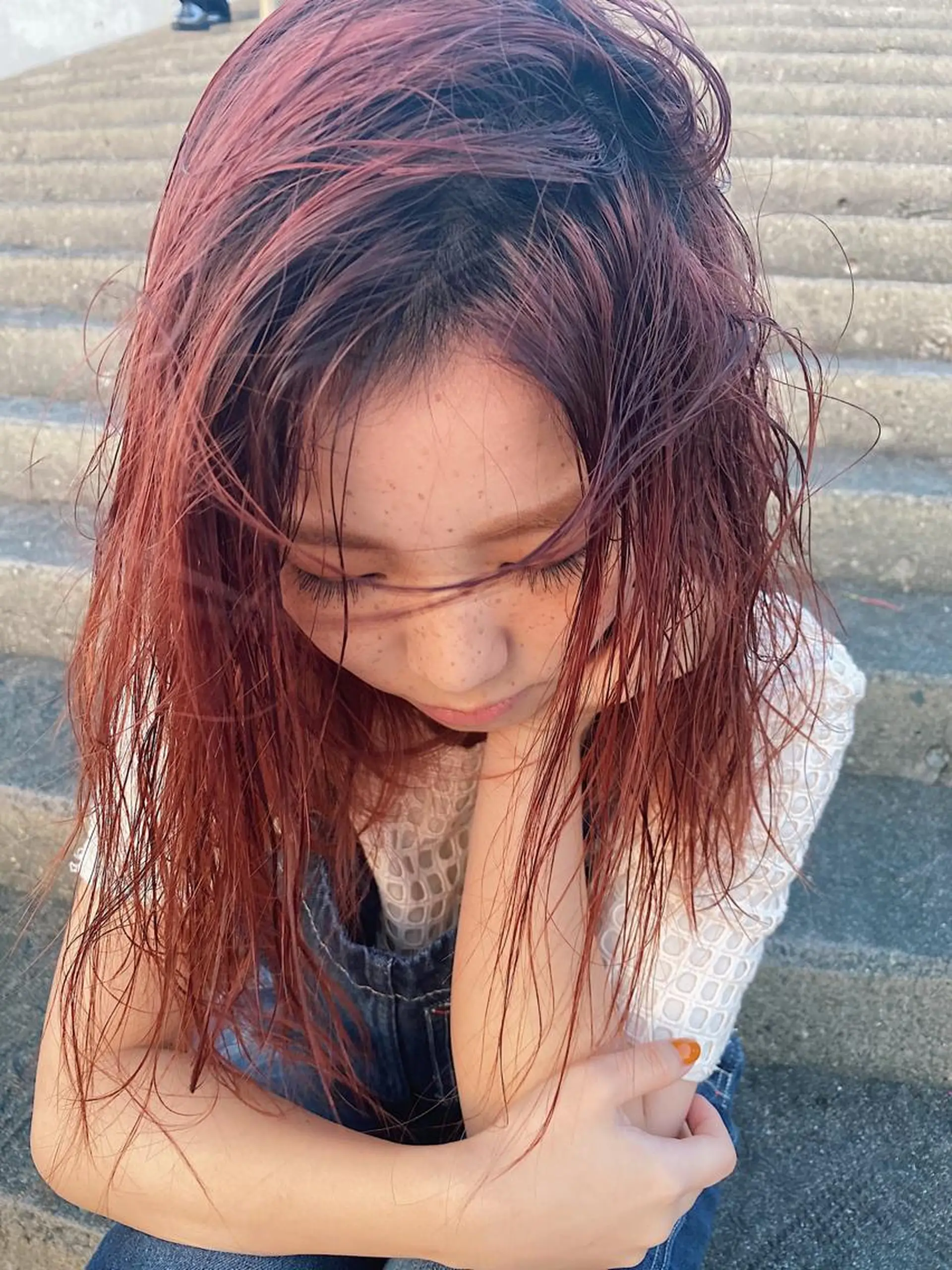 カラー モダーン北鎌倉所属・中溝 アカリのヘアスタイル