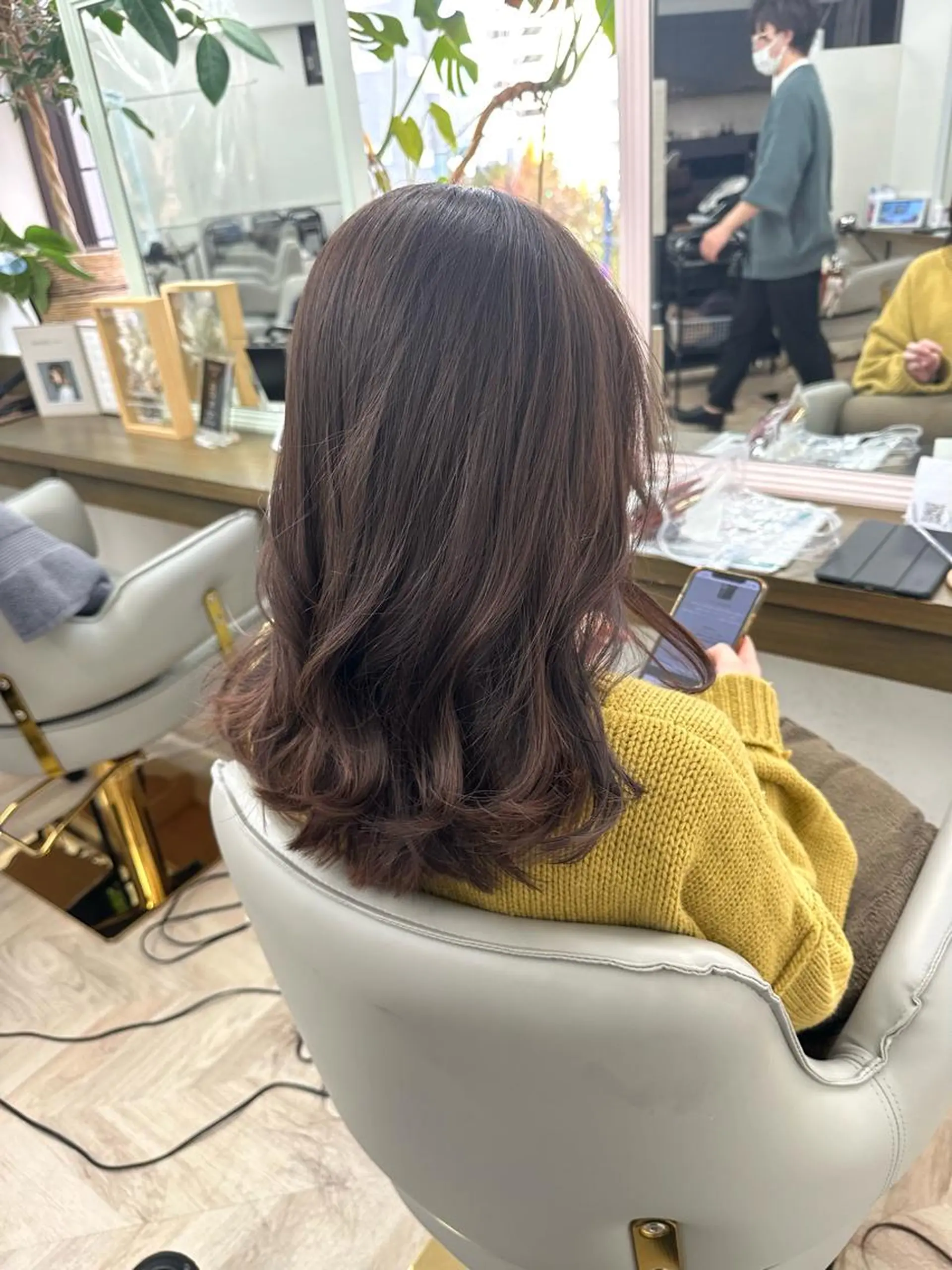 ミディアム カラー カット ヘアカラー トリートメント パーソナルカラー× 髪質改善✨藤田透のヘアスタイル