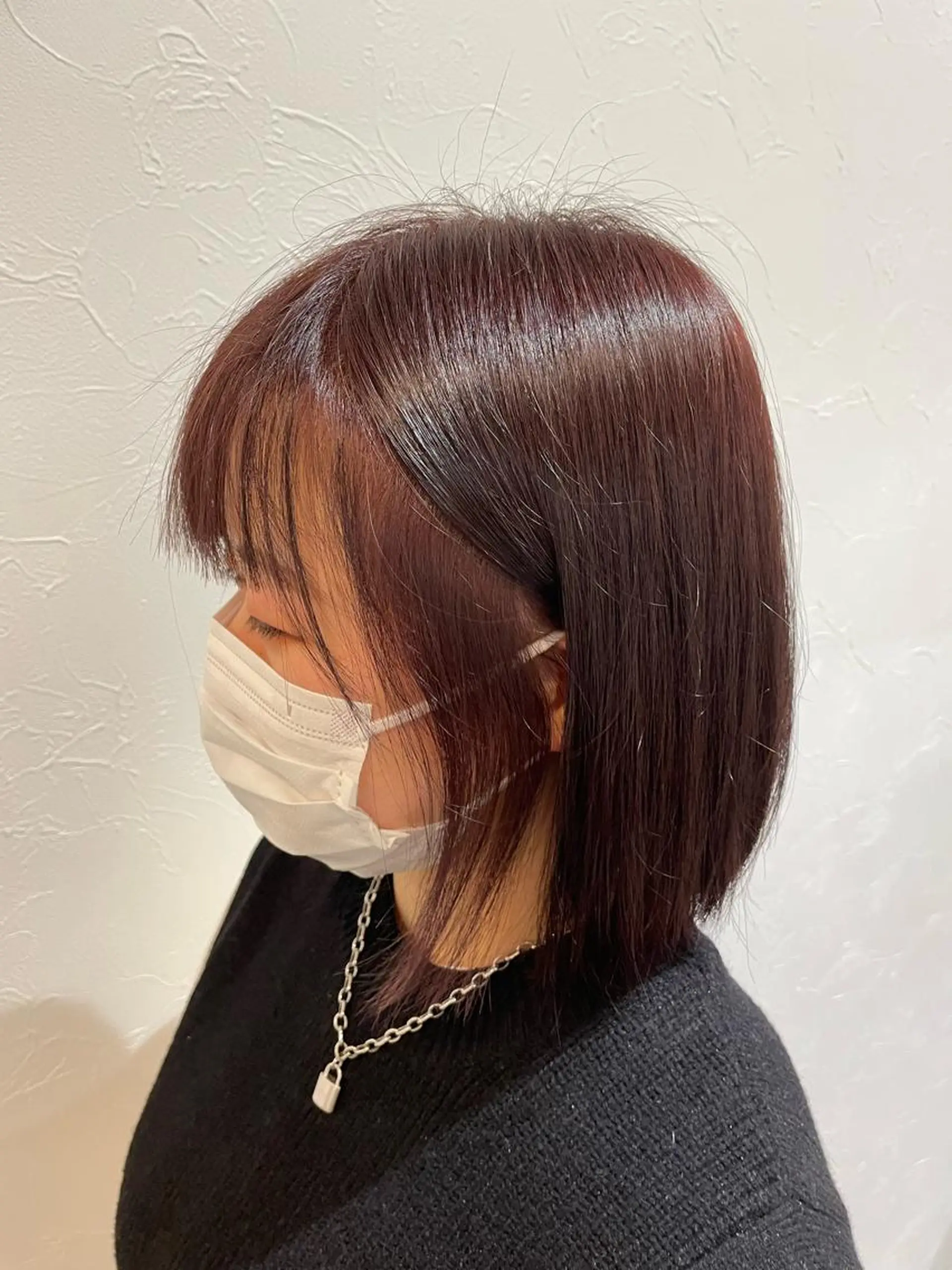 ミディアム レッドブラウン HUE所属・西能 心音のヘアスタイル