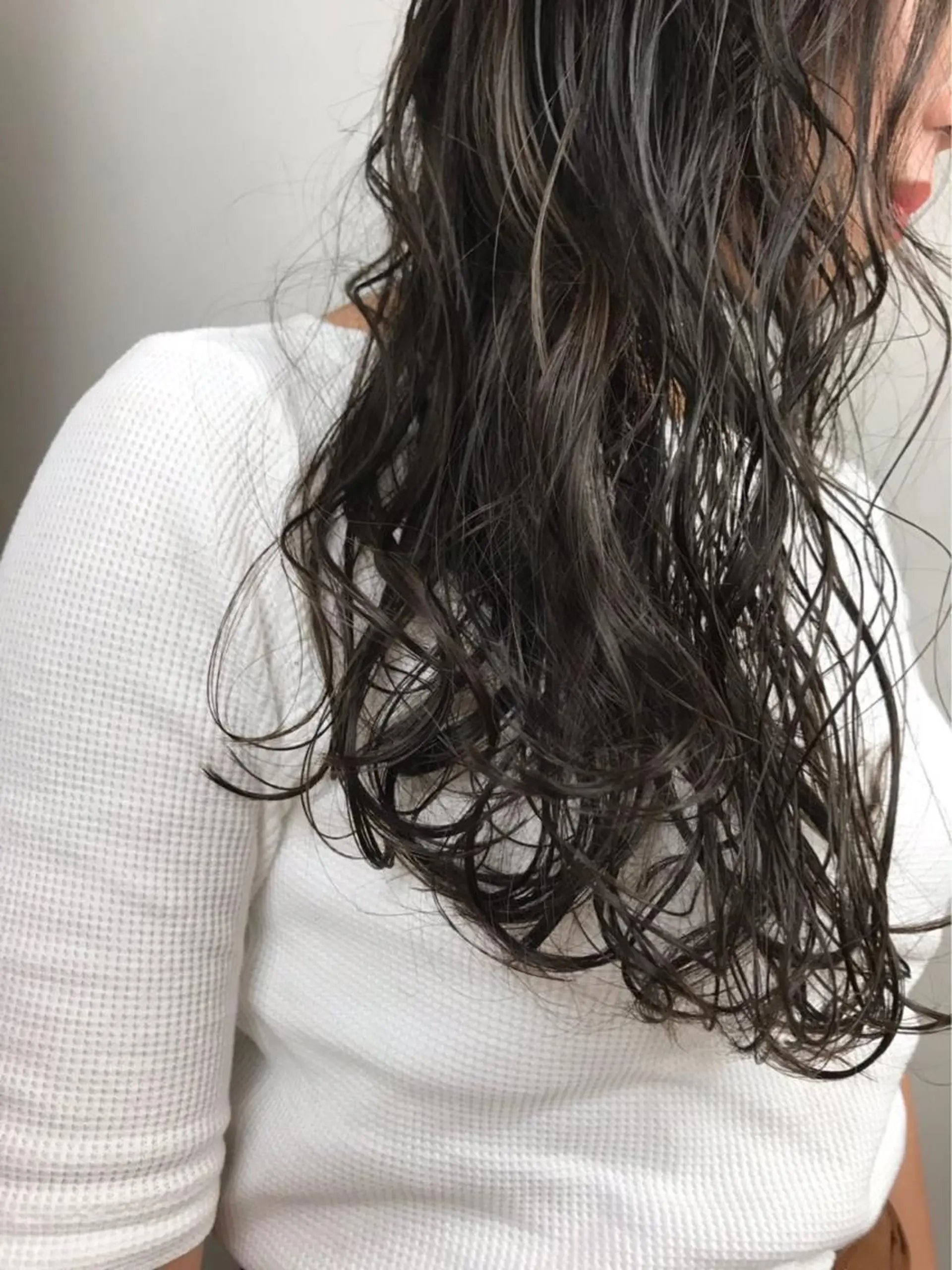 ロング カラー カット ヘアカラー トリートメント L’atelier BROCANTE (ラトリエ ブロカント)所属・BROCANTE立川 karasawa.nのヘアスタイル